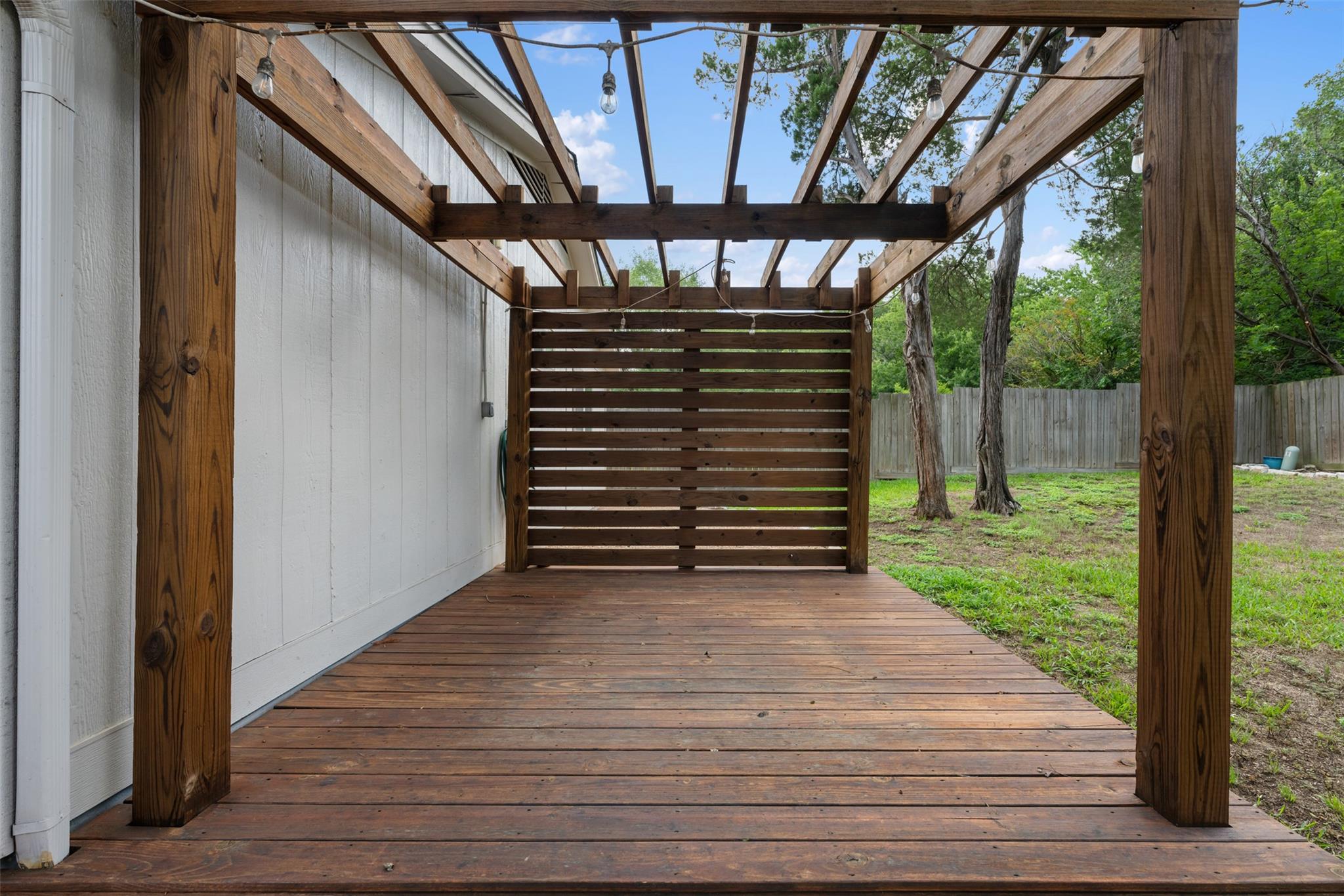 3207 Harpers Ferry Ln, Austin, TX 78745