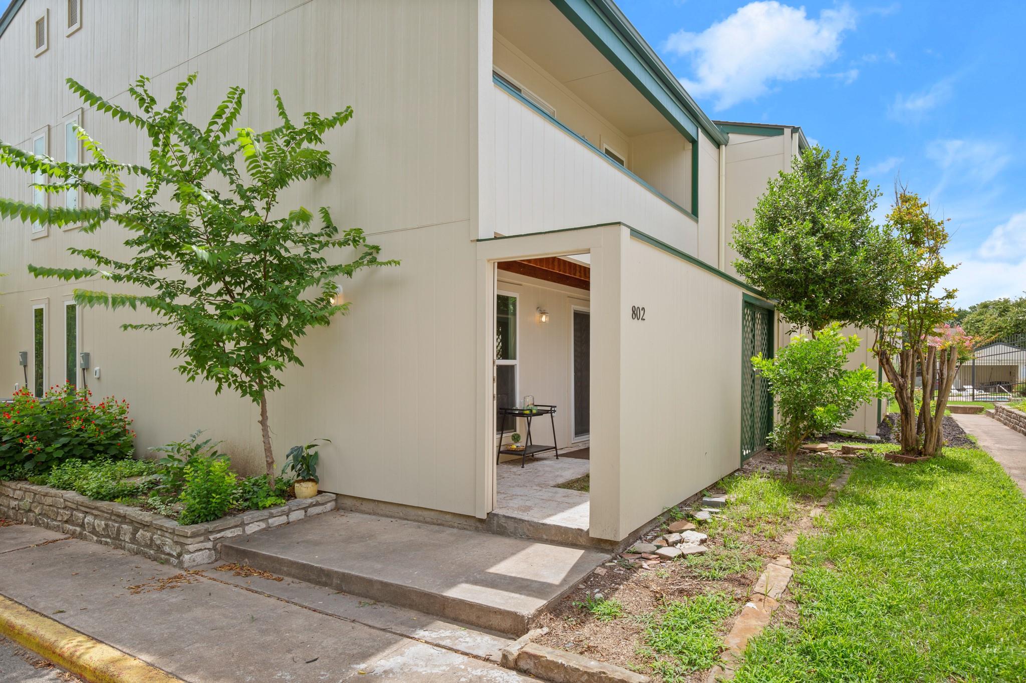 6718 SILVERMINE Dr # 802, Austin, TX 78736