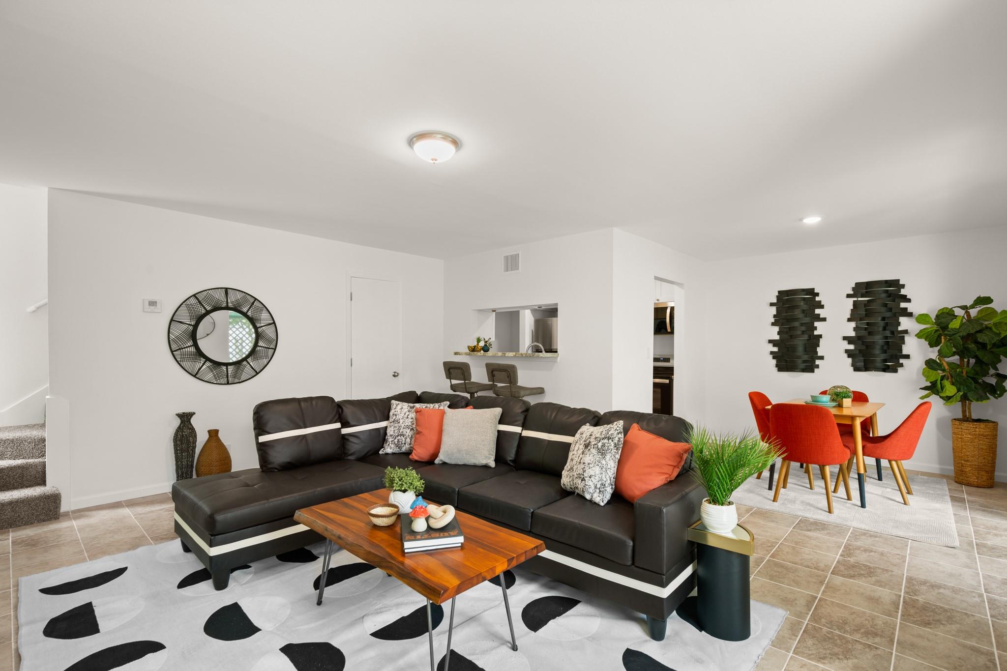 6718 SILVERMINE Dr # 802, Austin, TX 78736