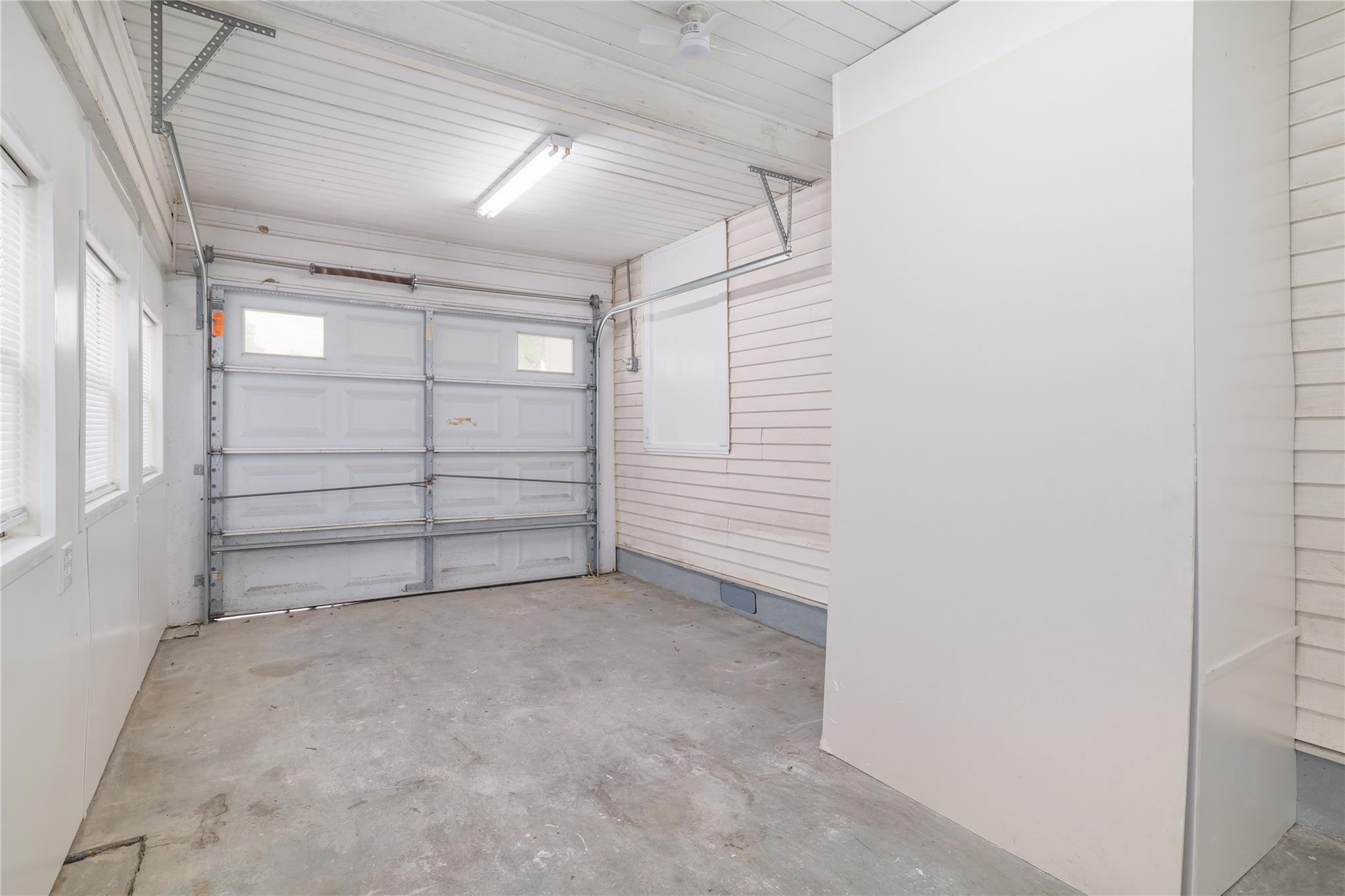 305 Sunset Dr, Round Rock, TX 78664
