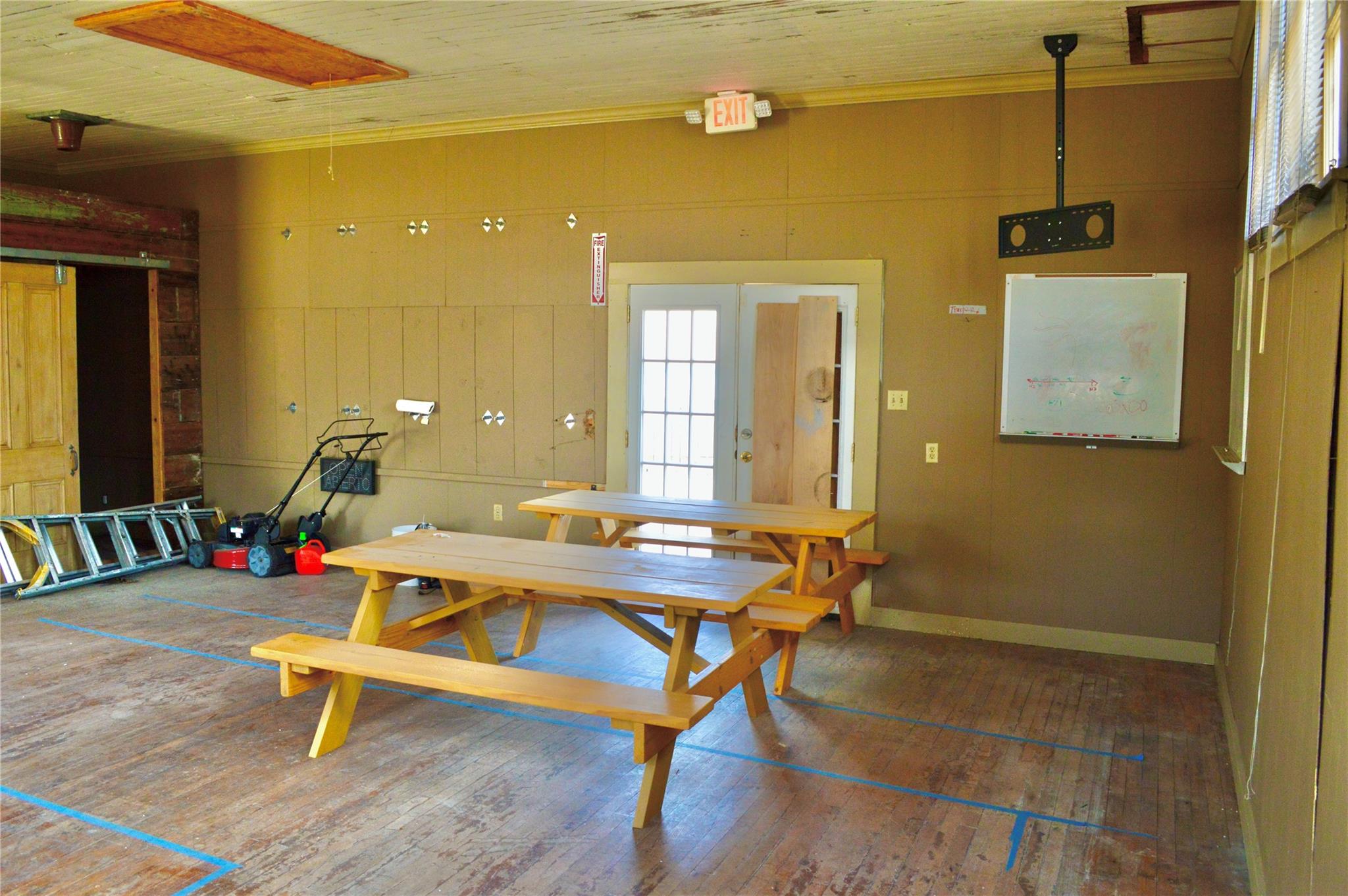 303 W Broade St, Leander, TX 78641