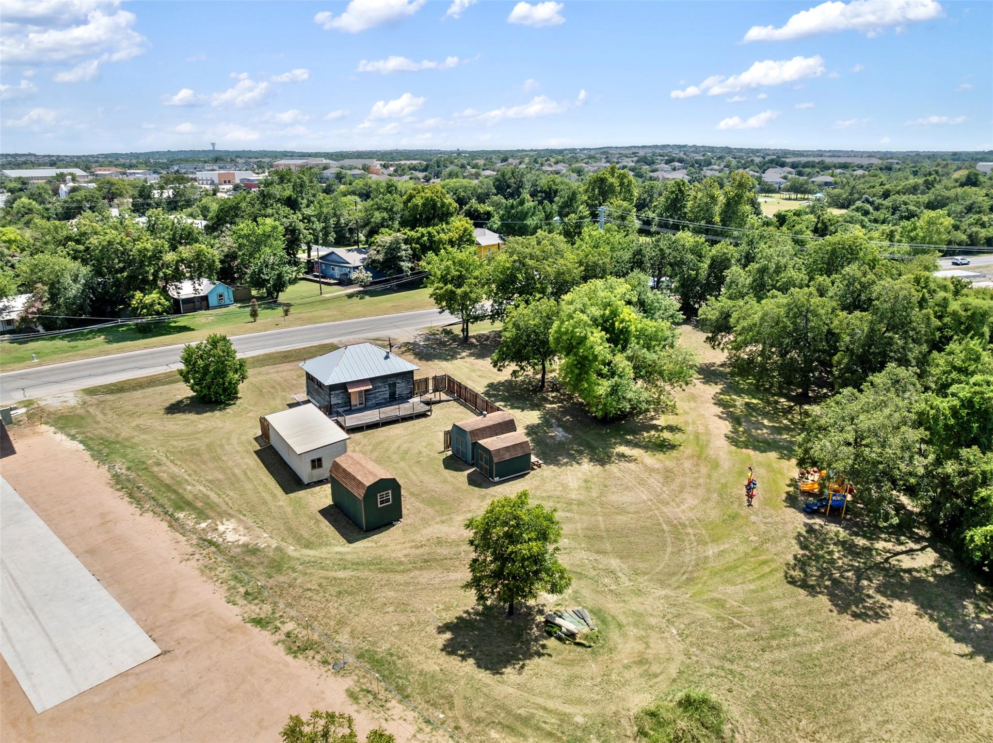 303 W Broade St, Leander, TX 78641