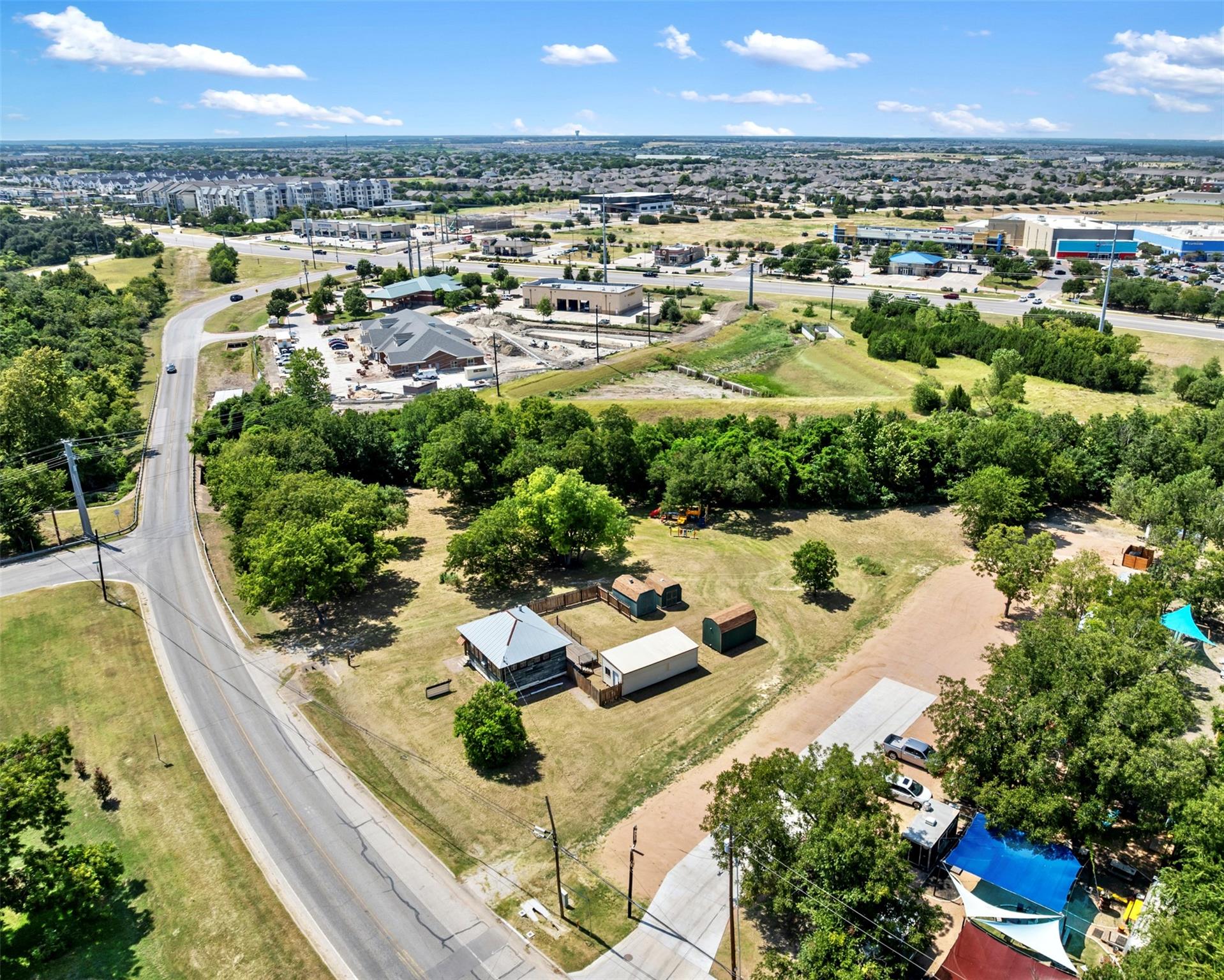 303 W Broade St, Leander, TX 78641