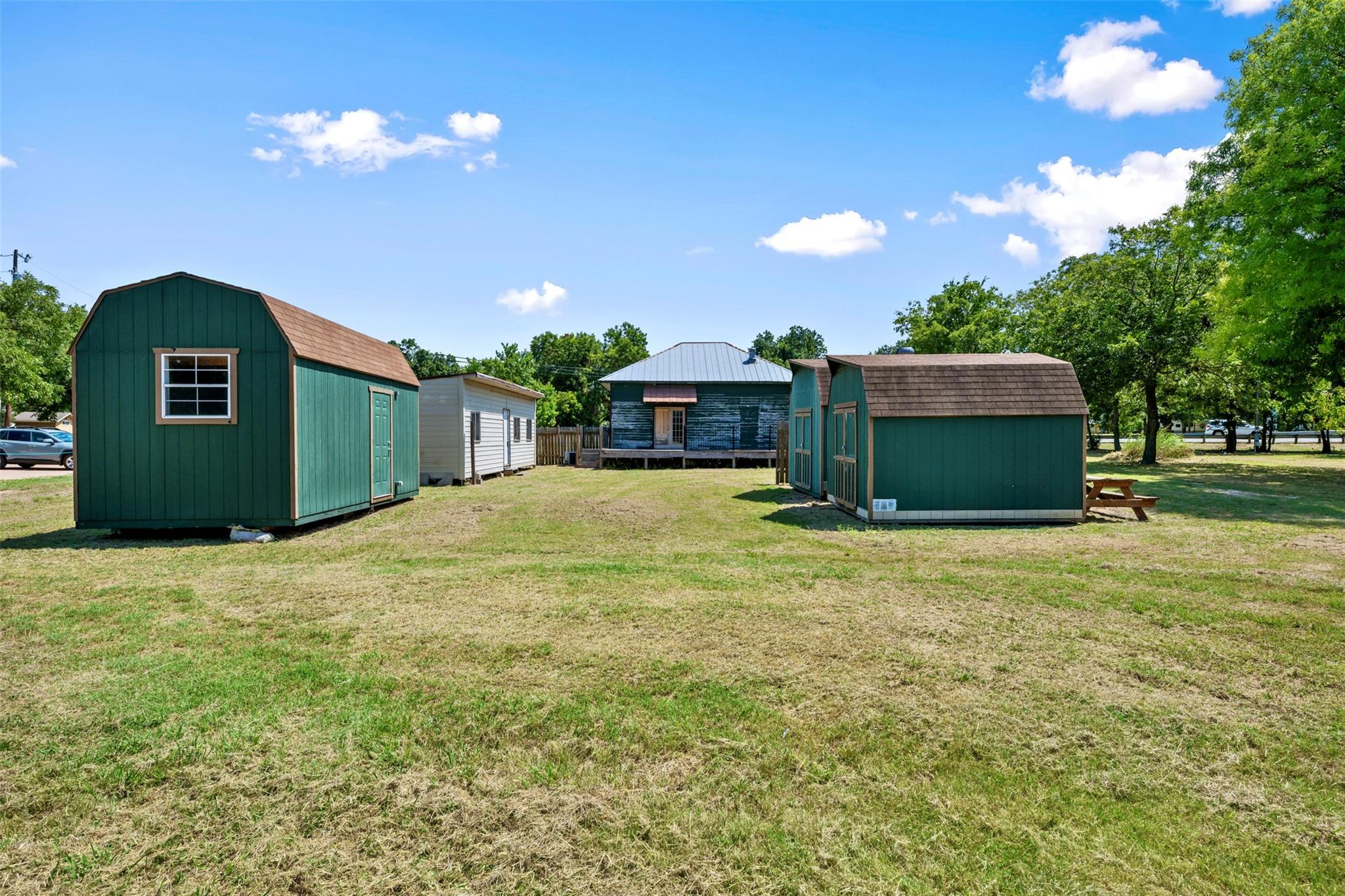 303 W Broade St, Leander, TX 78641