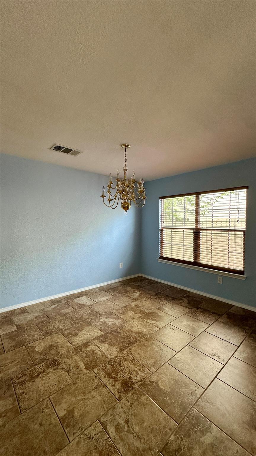 13105 Lofton Cliff Dr, Del Valle, TX 78617