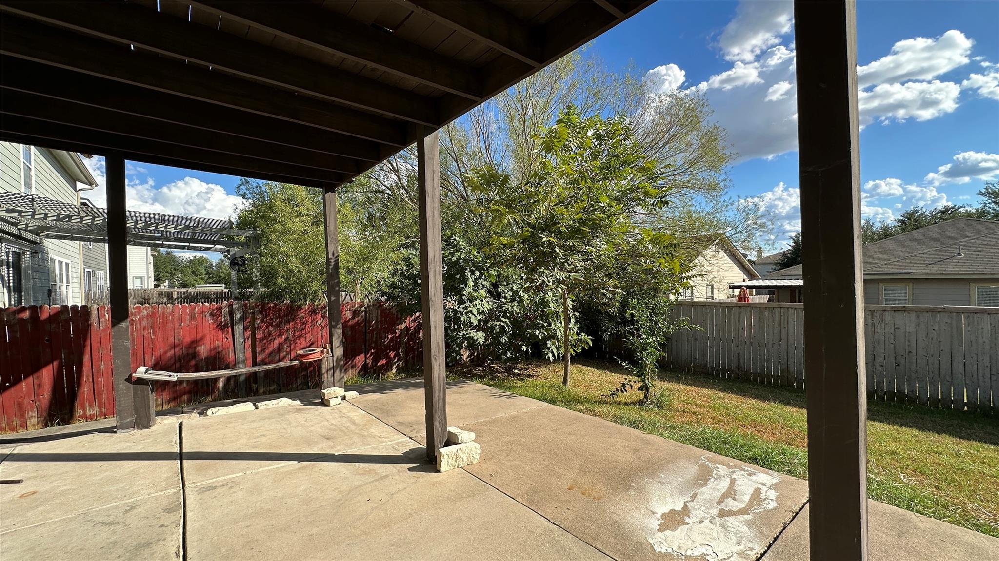 13105 Lofton Cliff Dr, Del Valle, TX 78617