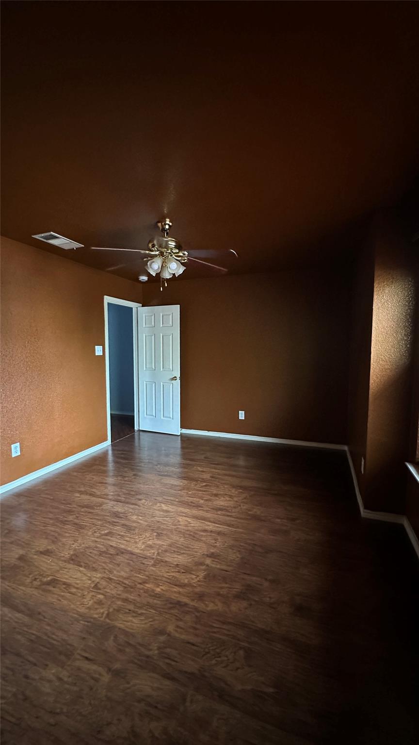 13105 Lofton Cliff Dr, Del Valle, TX 78617