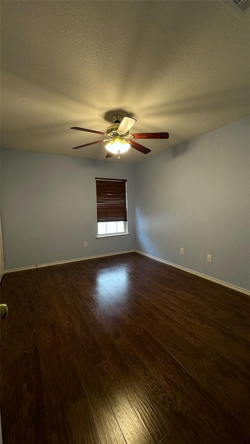 13105 Lofton Cliff Dr, Del Valle, TX 78617