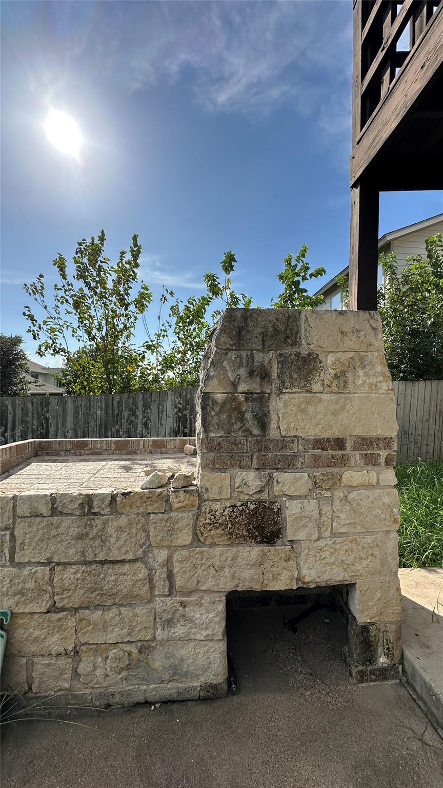 13105 Lofton Cliff Dr, Del Valle, TX 78617