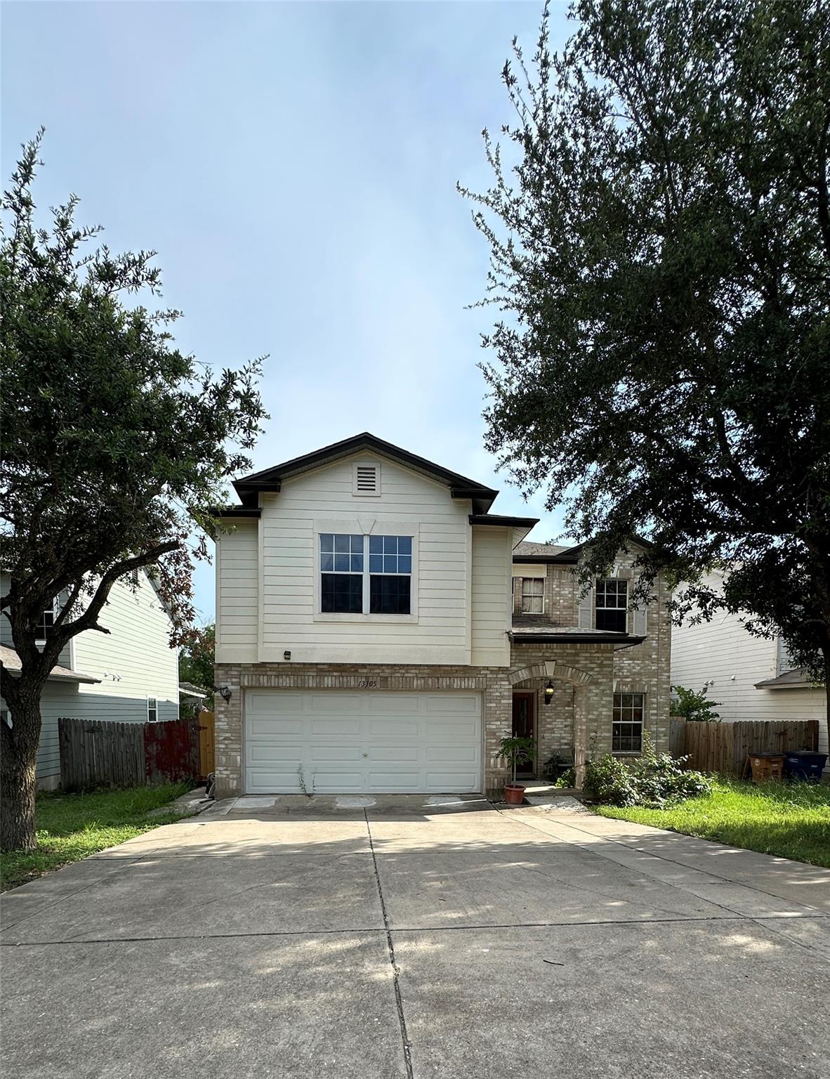 13105 Lofton Cliff Dr, Del Valle, TX 78617