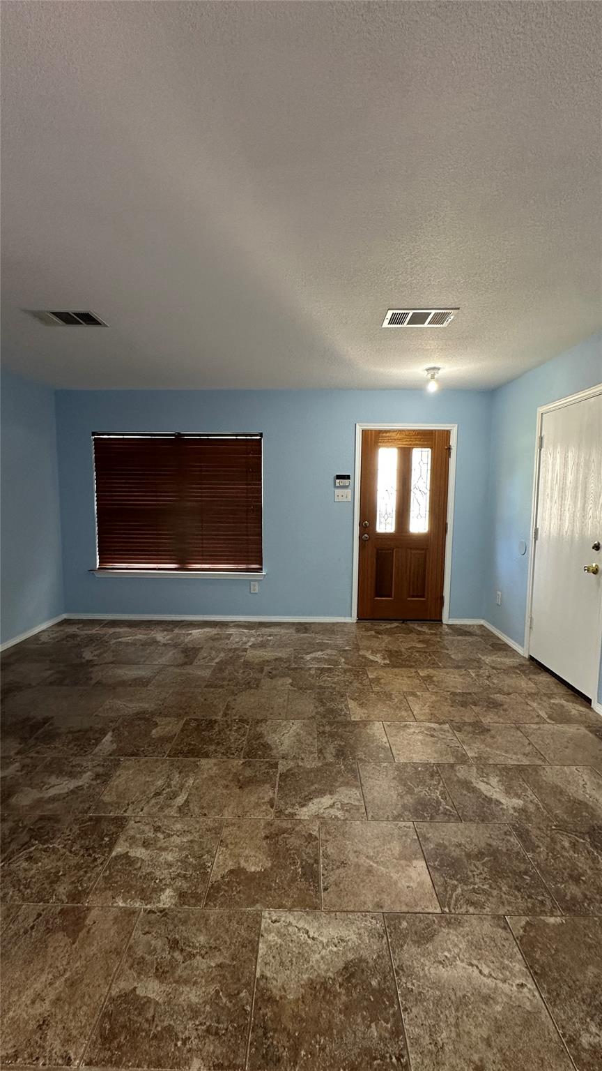 13105 Lofton Cliff Dr, Del Valle, TX 78617