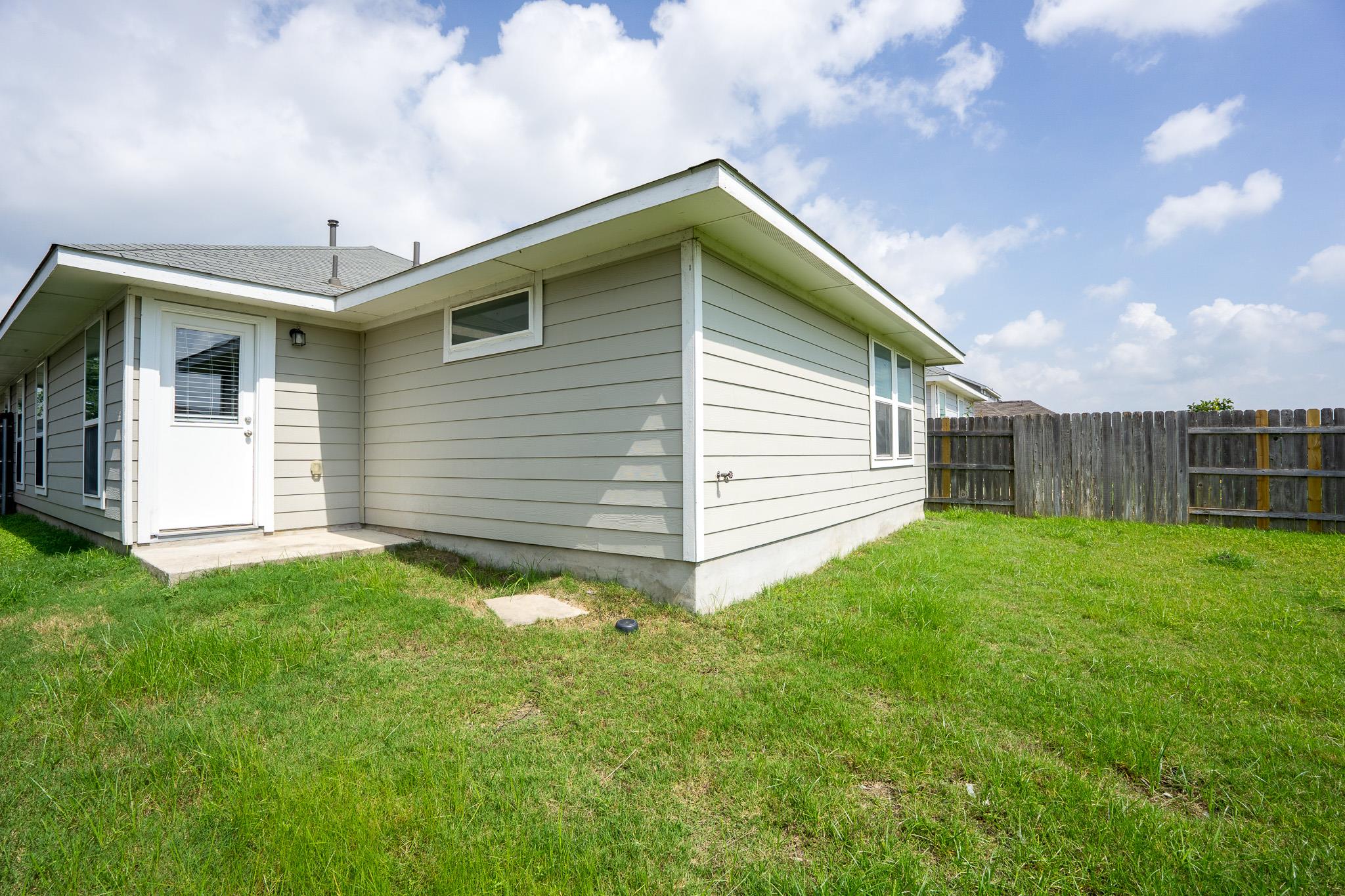 5865 Urbano Bnd, Round Rock, TX 78665