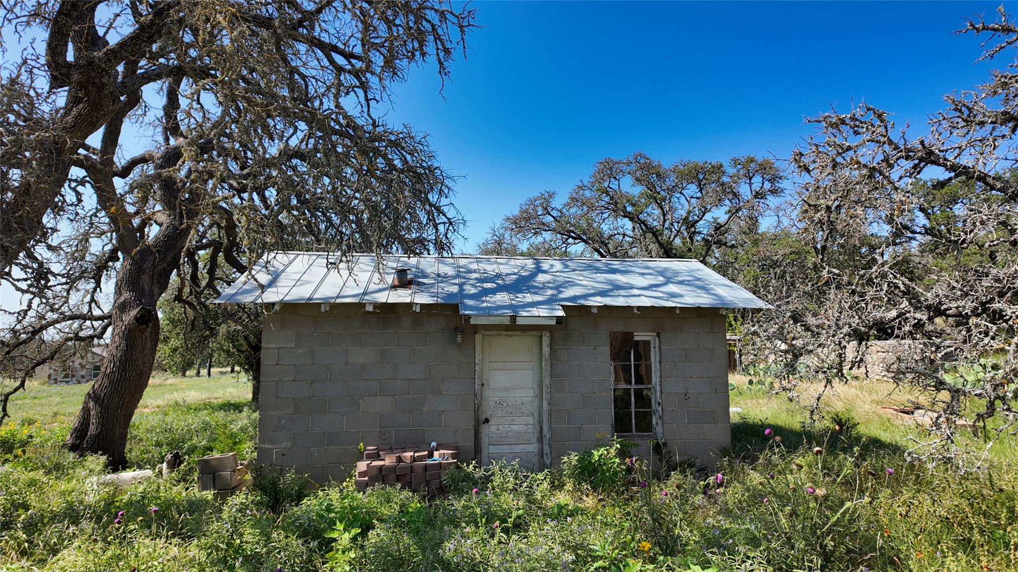 857 NW Dallas Josie Rd, Harper, TX 78631