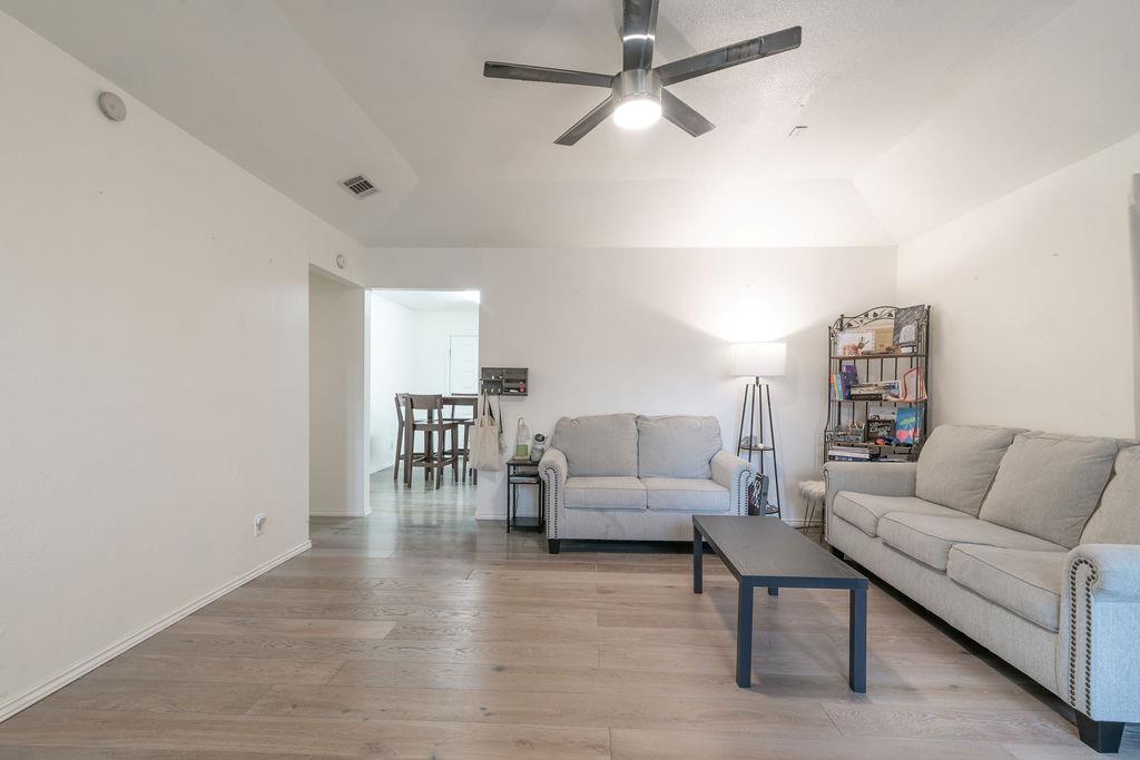 1106 Saucedo St, Austin, TX 78721