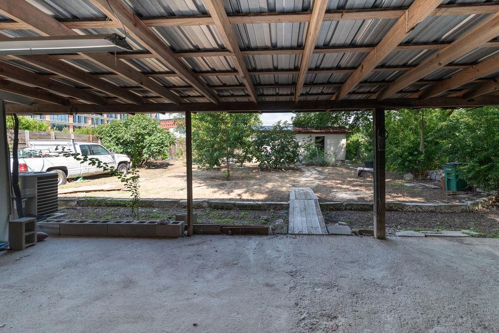 1106 Saucedo St, Austin, TX 78721