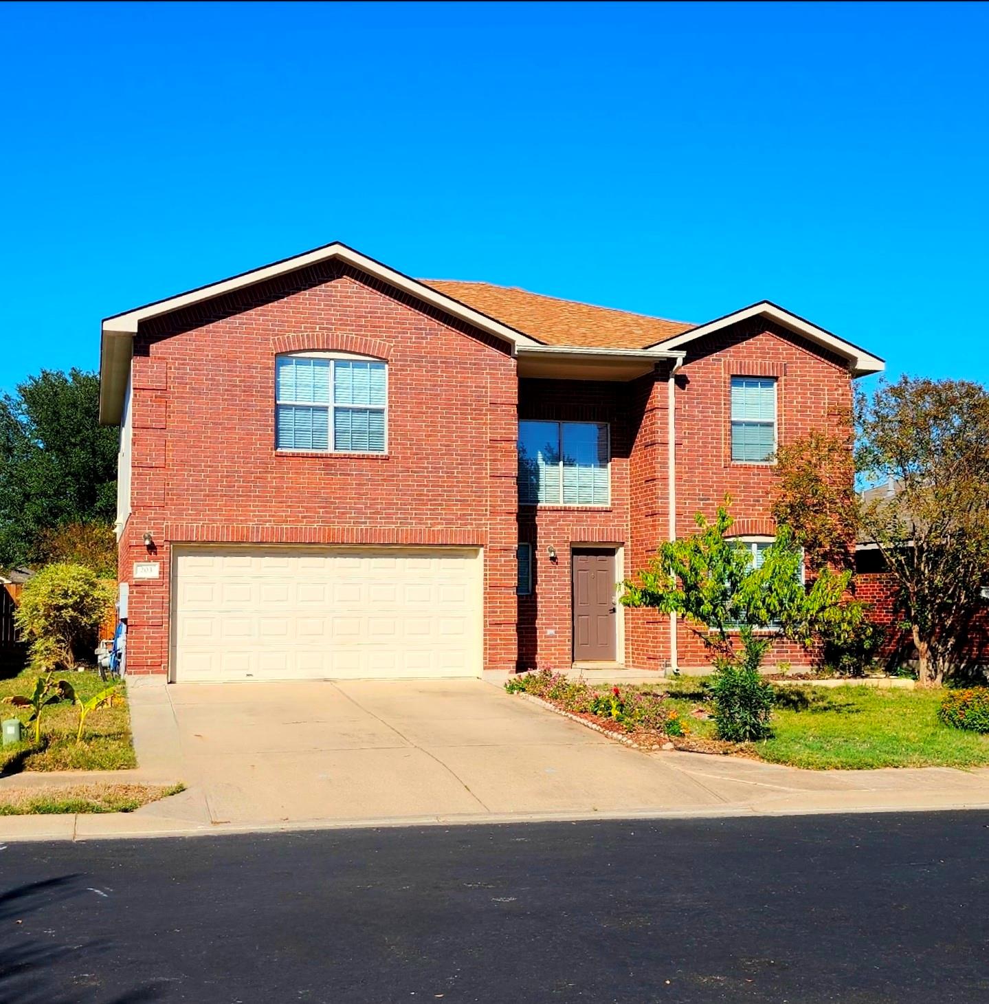 203 Pheasant Trl, Bastrop, TX 78602