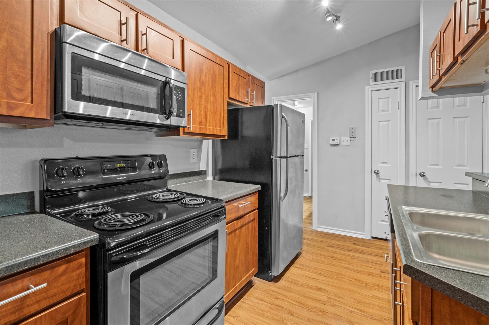 6804 N Capital Of TX Hwy # 521, Austin, TX 78731