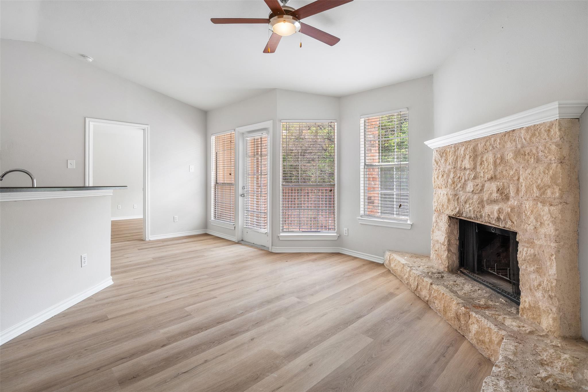 6804 N Capital Of TX # 524, Austin, TX 78731