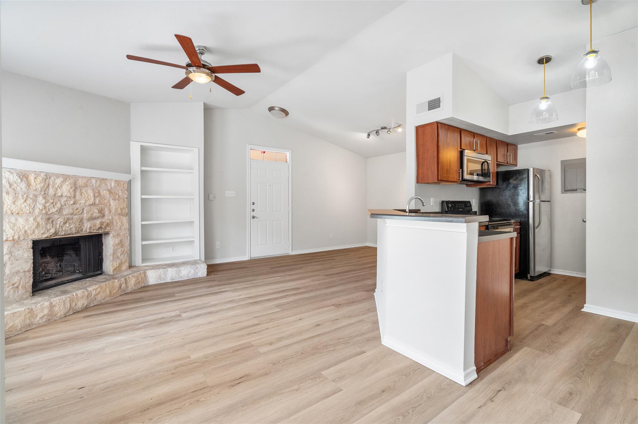 6804 N Capital Of TX # 524, Austin, TX 78731