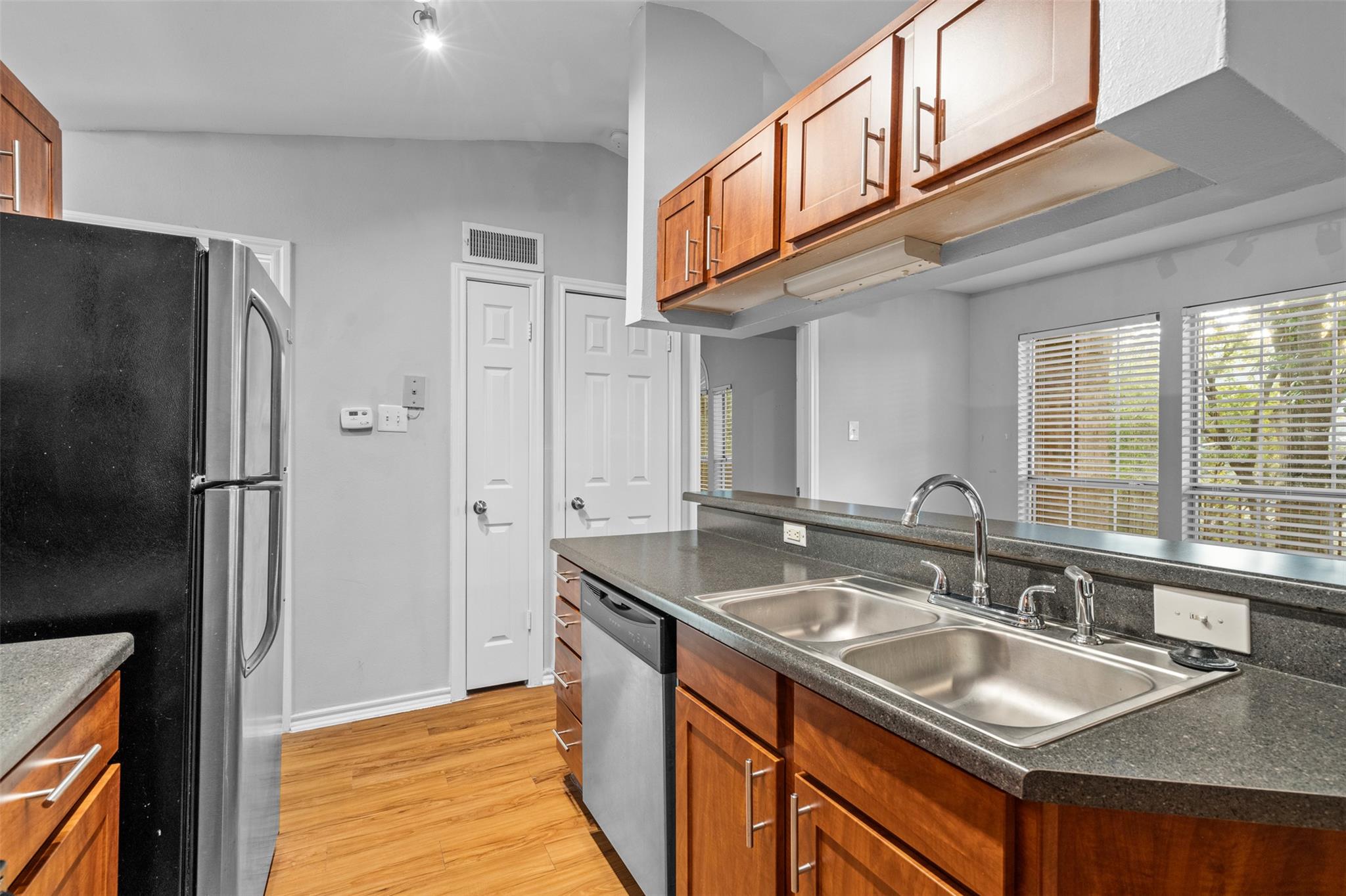 6804 N Capital Of TX Hwy # 521, Austin, TX 78731