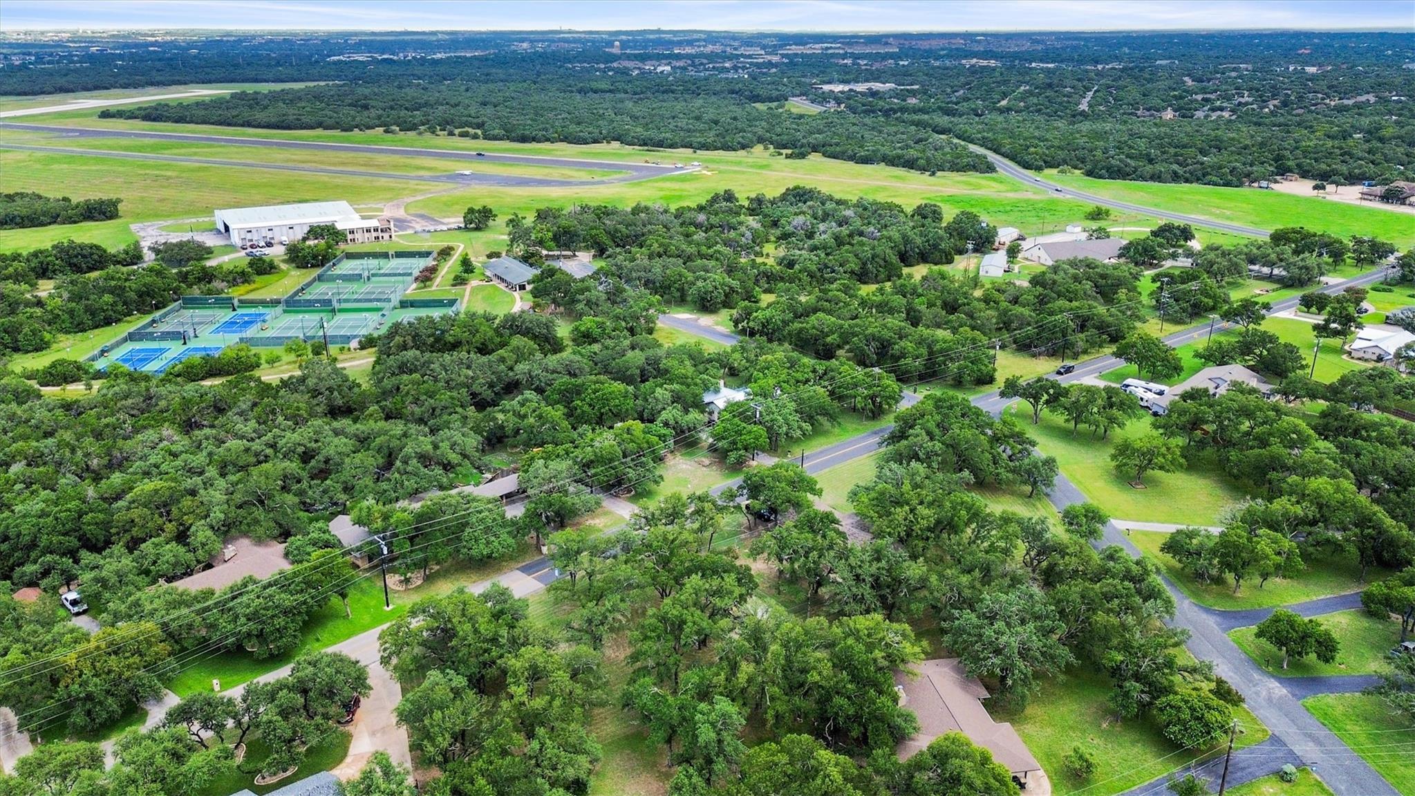 4001 Granada Dr, Georgetown, TX 78628
