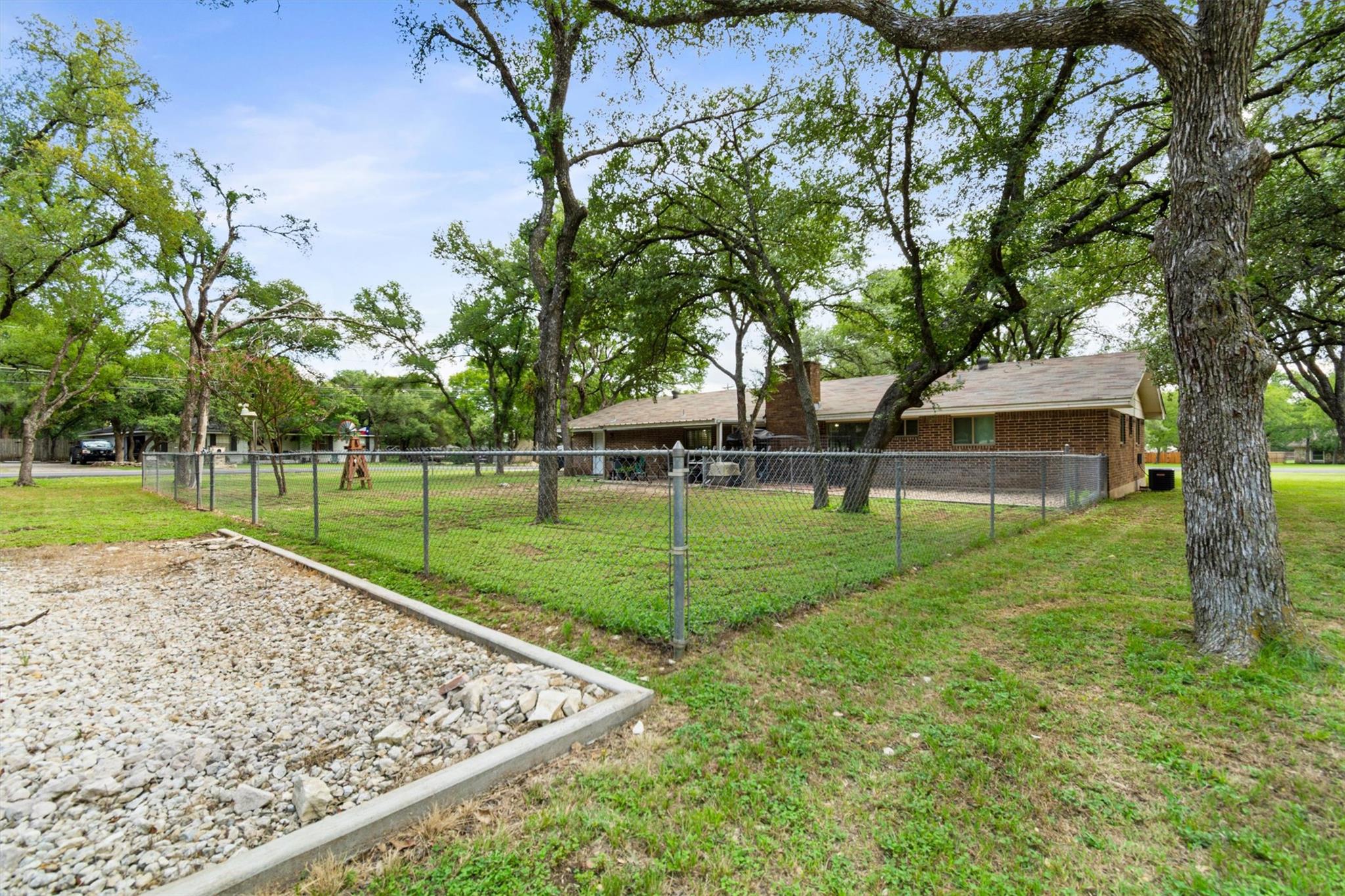 4001 Granada Dr, Georgetown, TX 78628