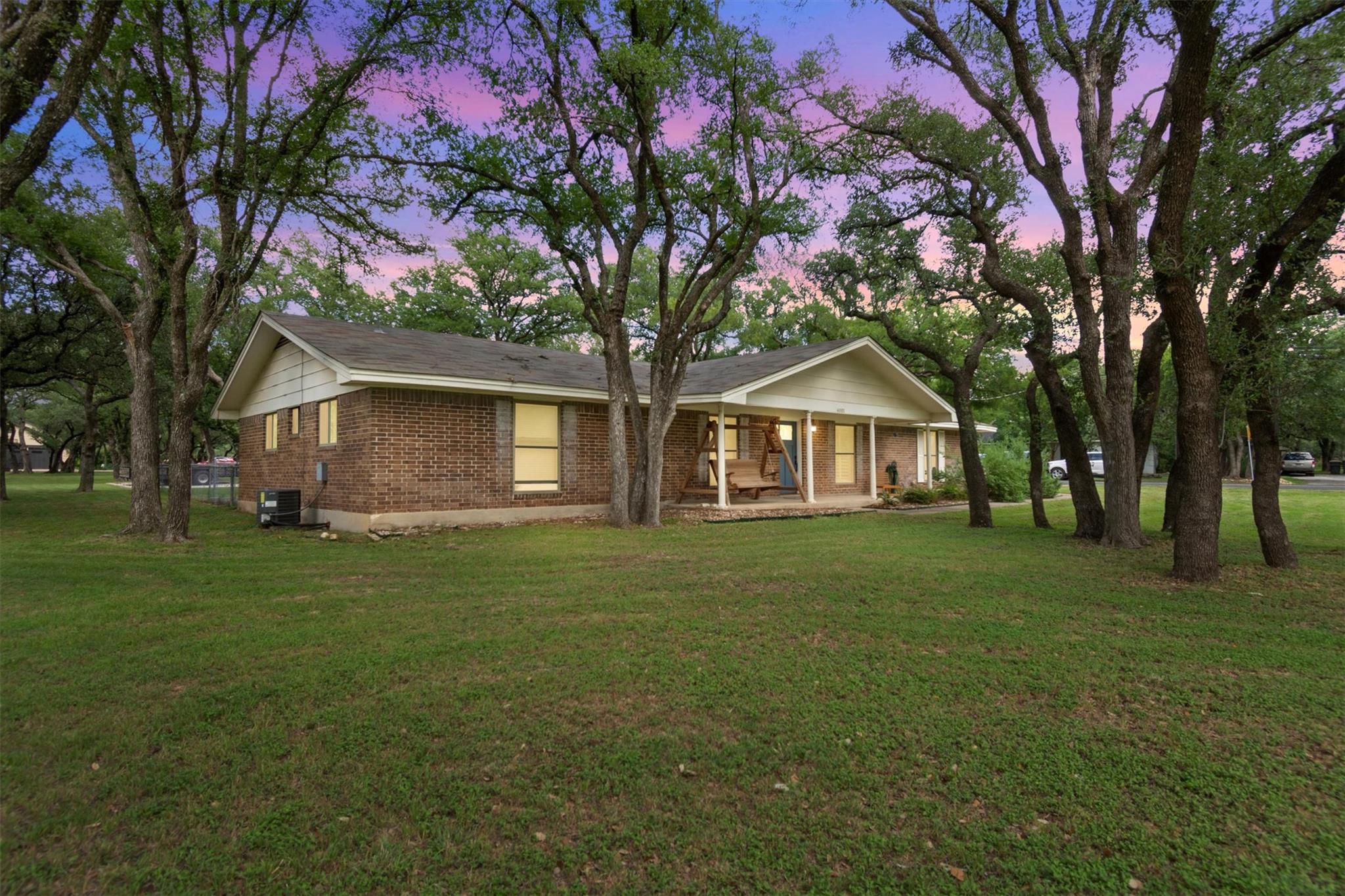 4001 Granada Dr, Georgetown, TX 78628