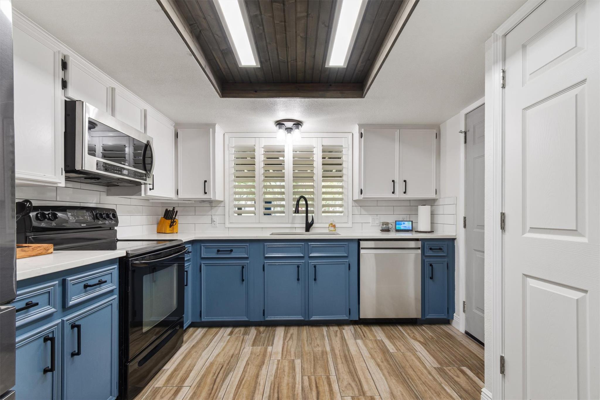 4001 Granada Dr, Georgetown, TX 78628