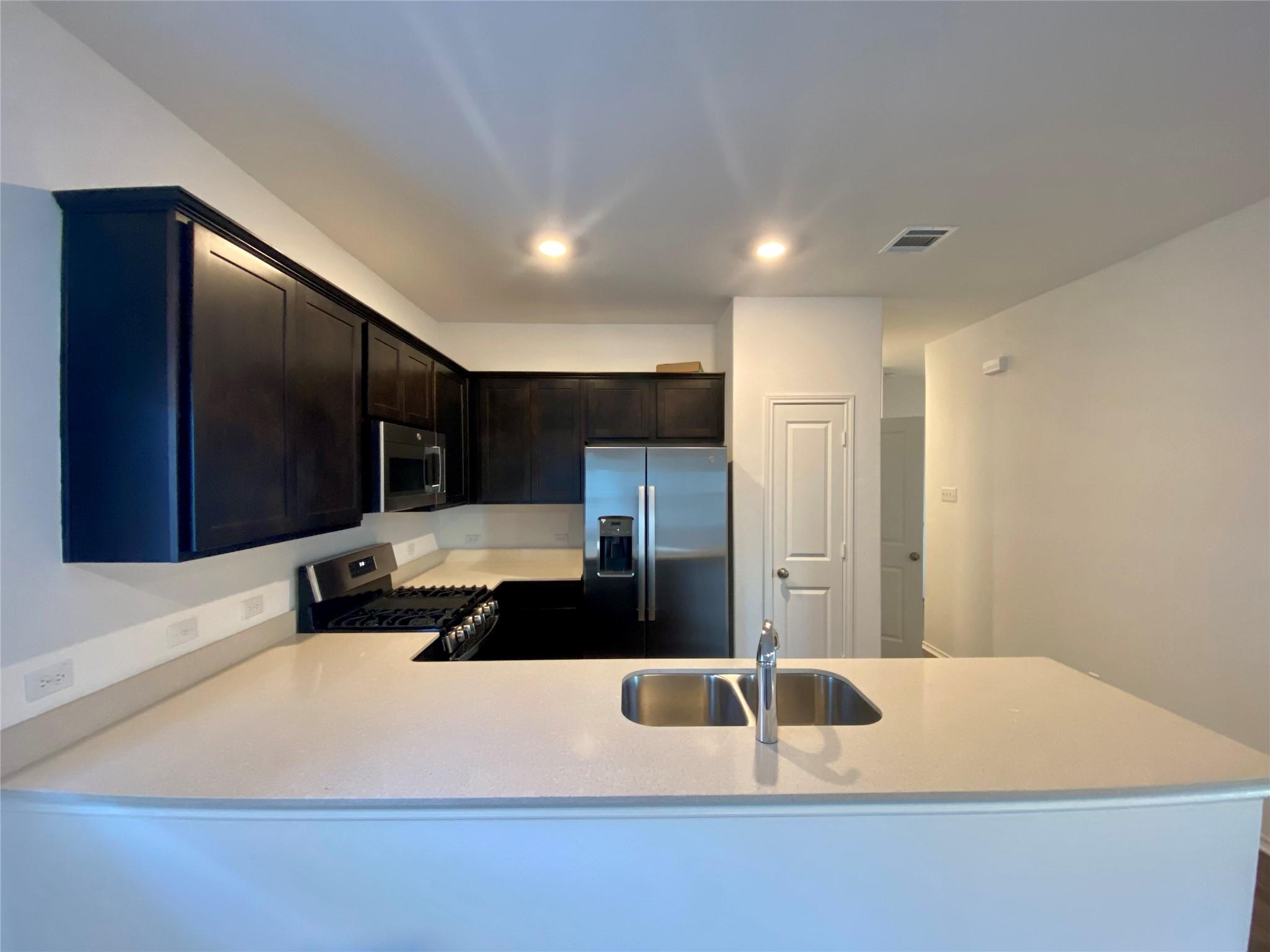 247 Mica Trl, Maxwell, TX 78656