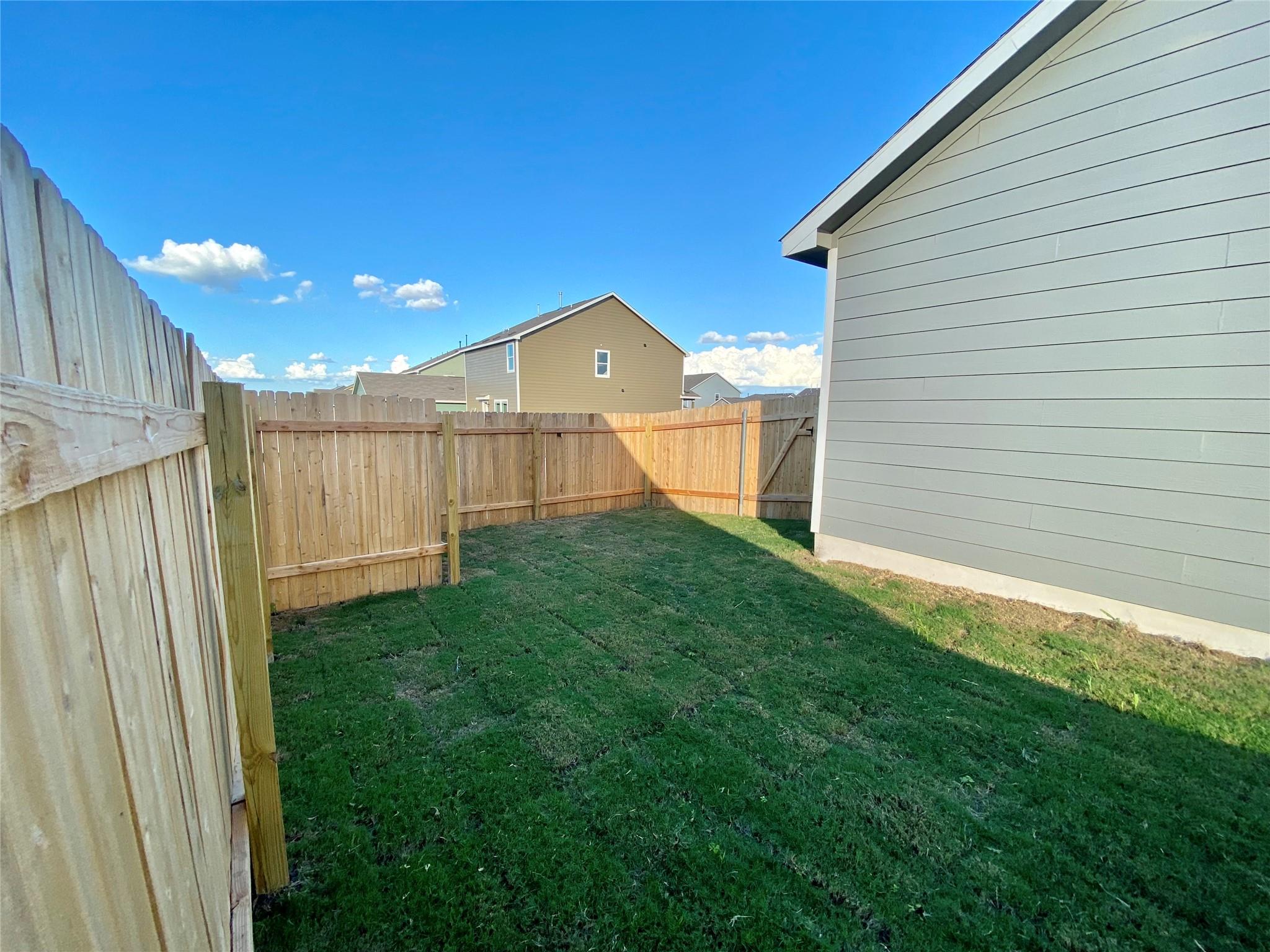247 Mica Trl, Maxwell, TX 78656