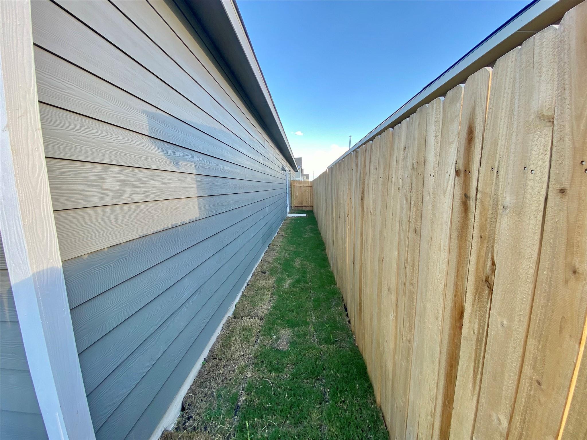 247 Mica Trl, Maxwell, TX 78656