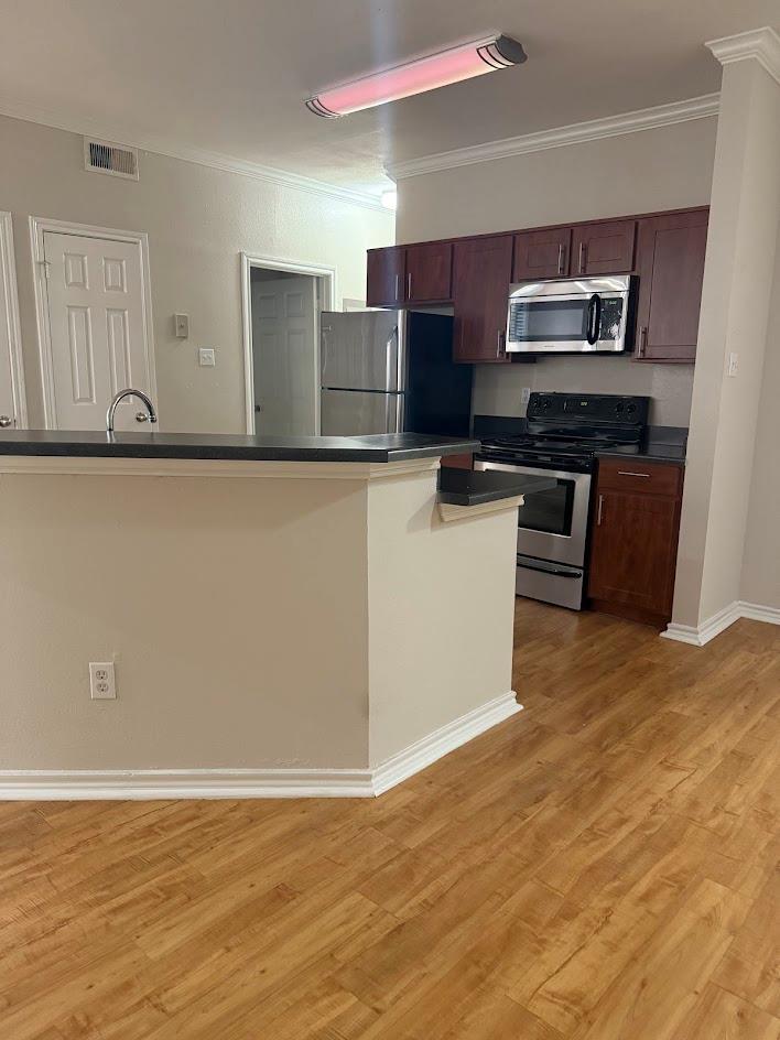 6804 N Capital Of TX # 214, Austin, TX 78750