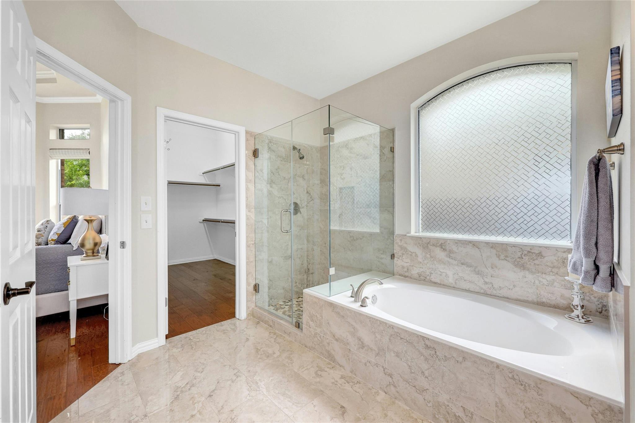 1204 Fall Creek Loop Dr, Austin, TX 78613