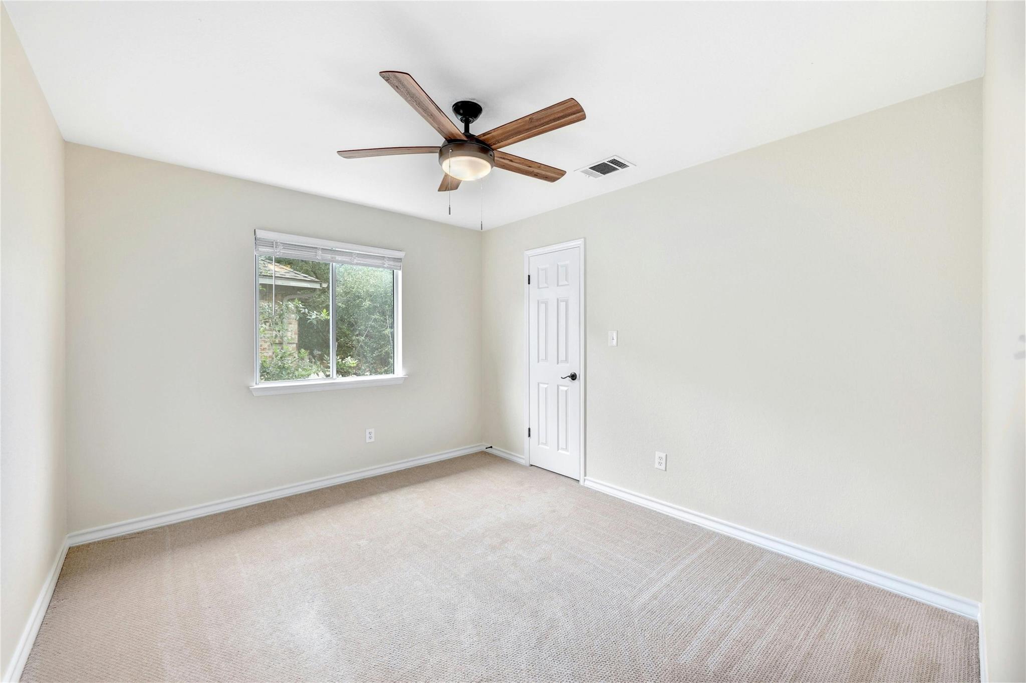 1204 Fall Creek Loop Dr, Austin, TX 78613