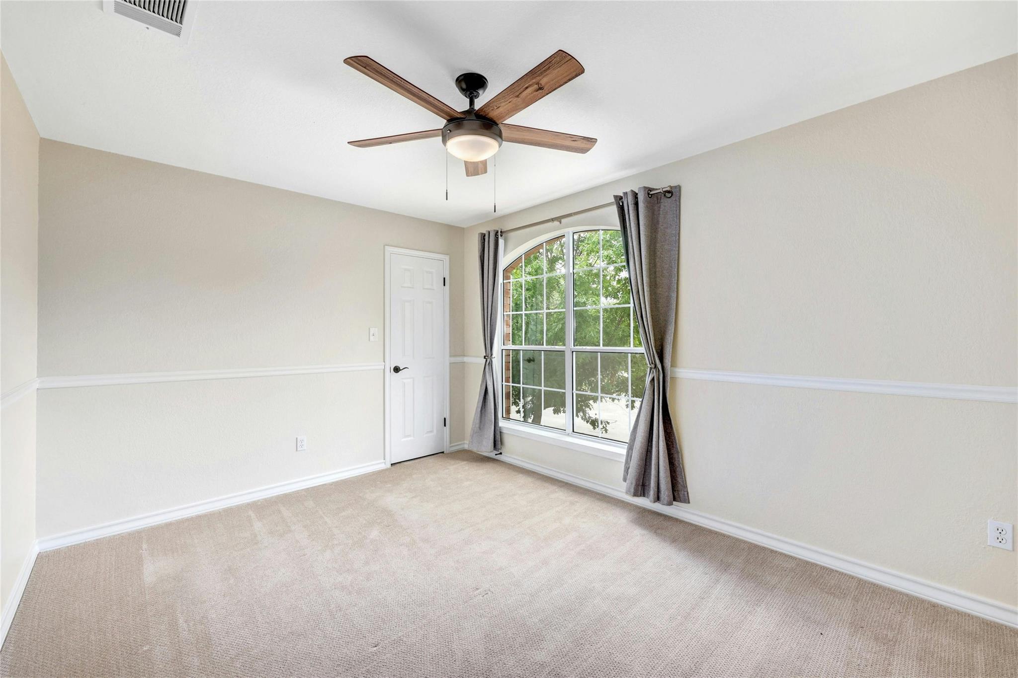 1204 Fall Creek Loop Dr, Austin, TX 78613