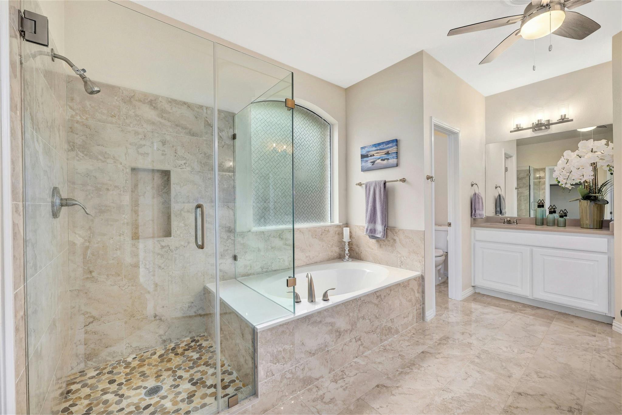1204 Fall Creek Loop Dr, Austin, TX 78613