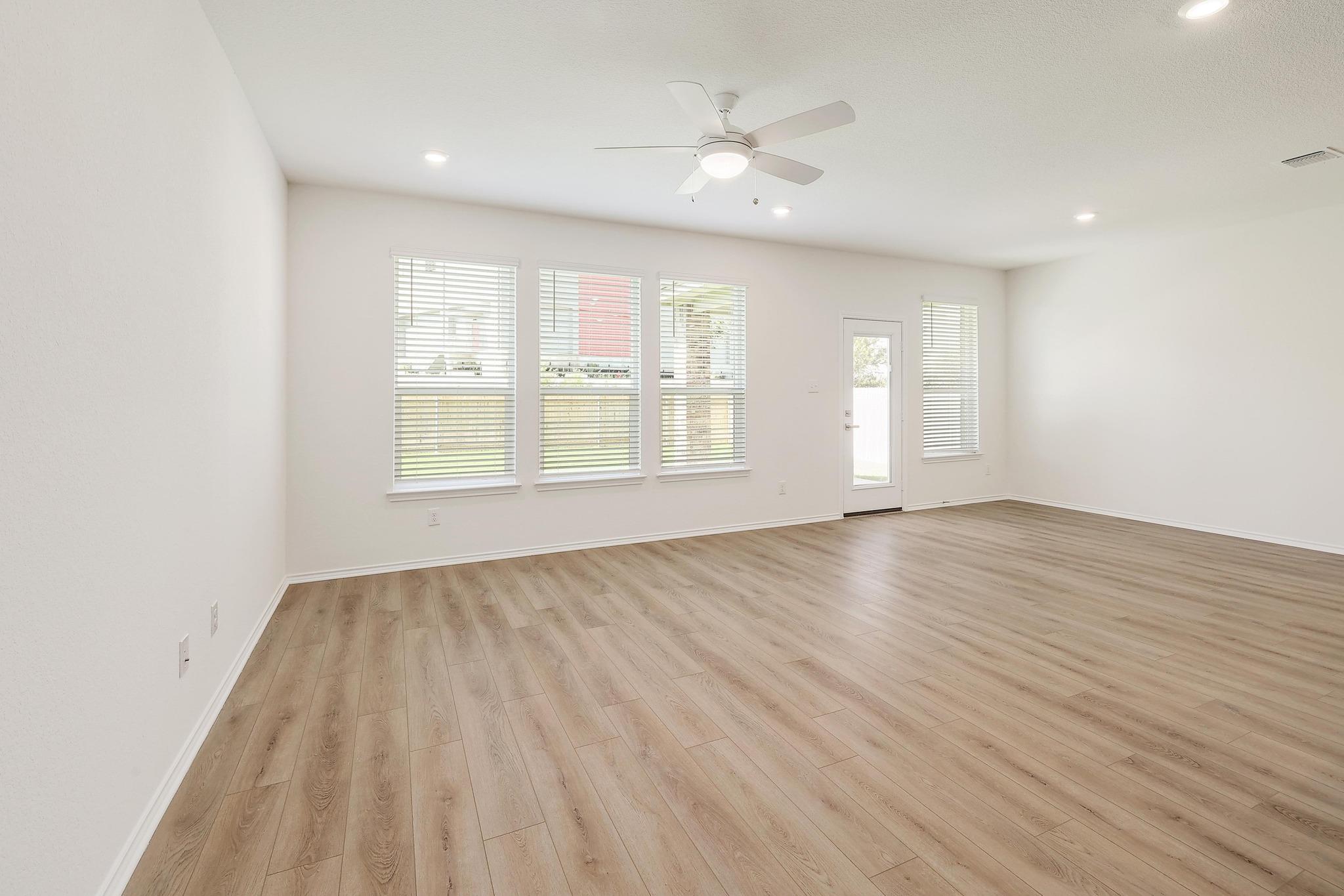 18021 Bridled Stallion Dr, Manor, TX 78653