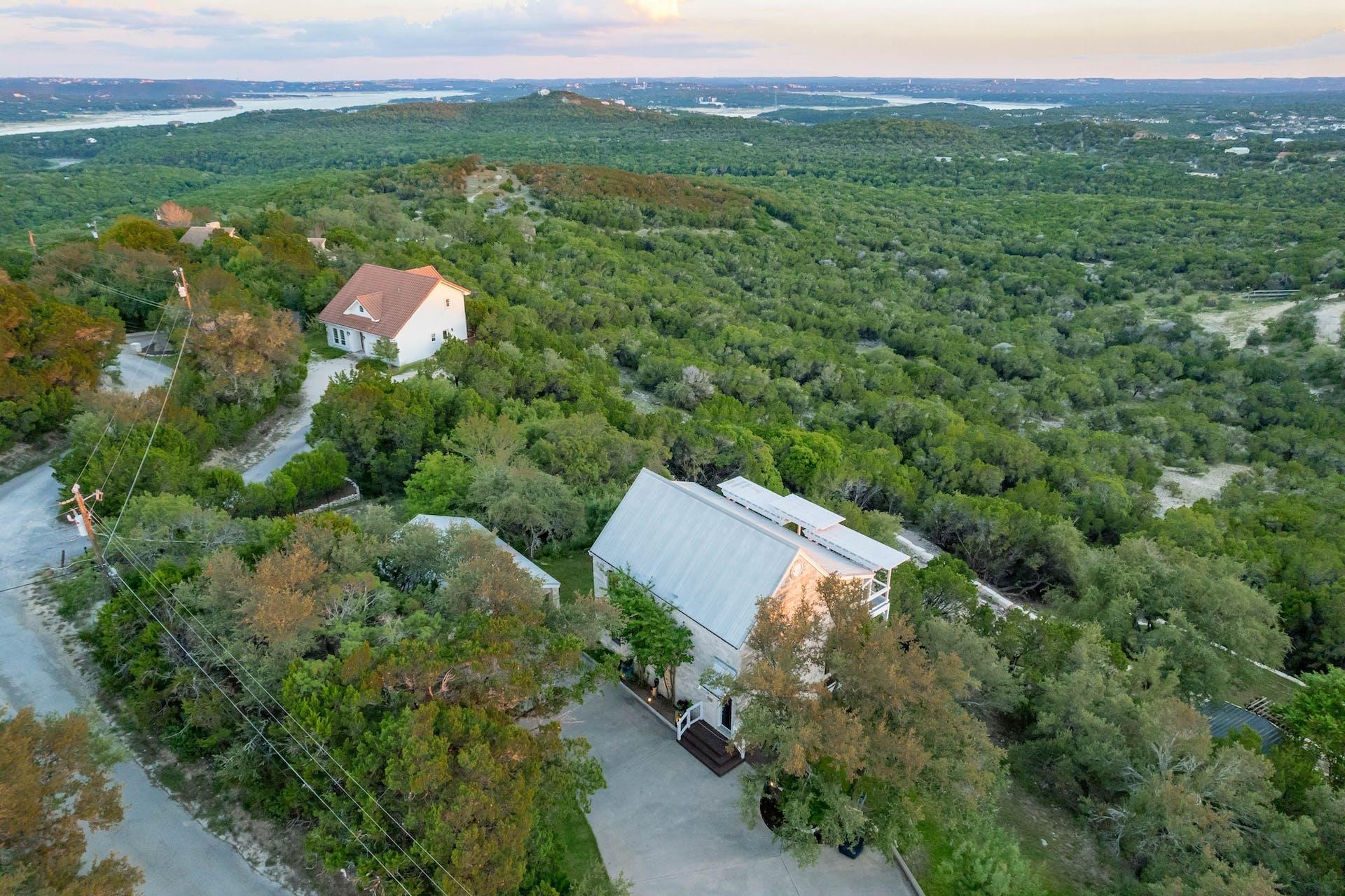 8132 Breeze Way, Jonestown, TX 78645