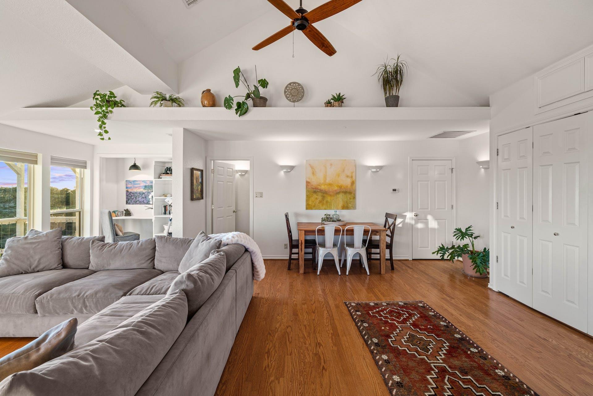 8132 Breeze Way, Jonestown, TX 78645