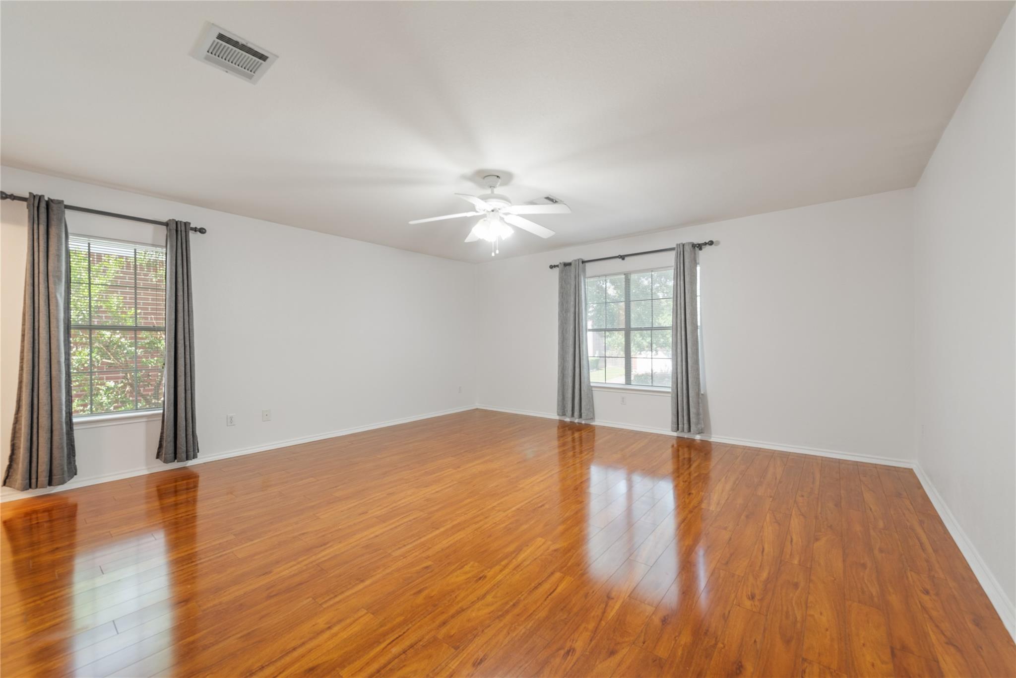 11413 Kingsgate Dr, Austin, TX 78748