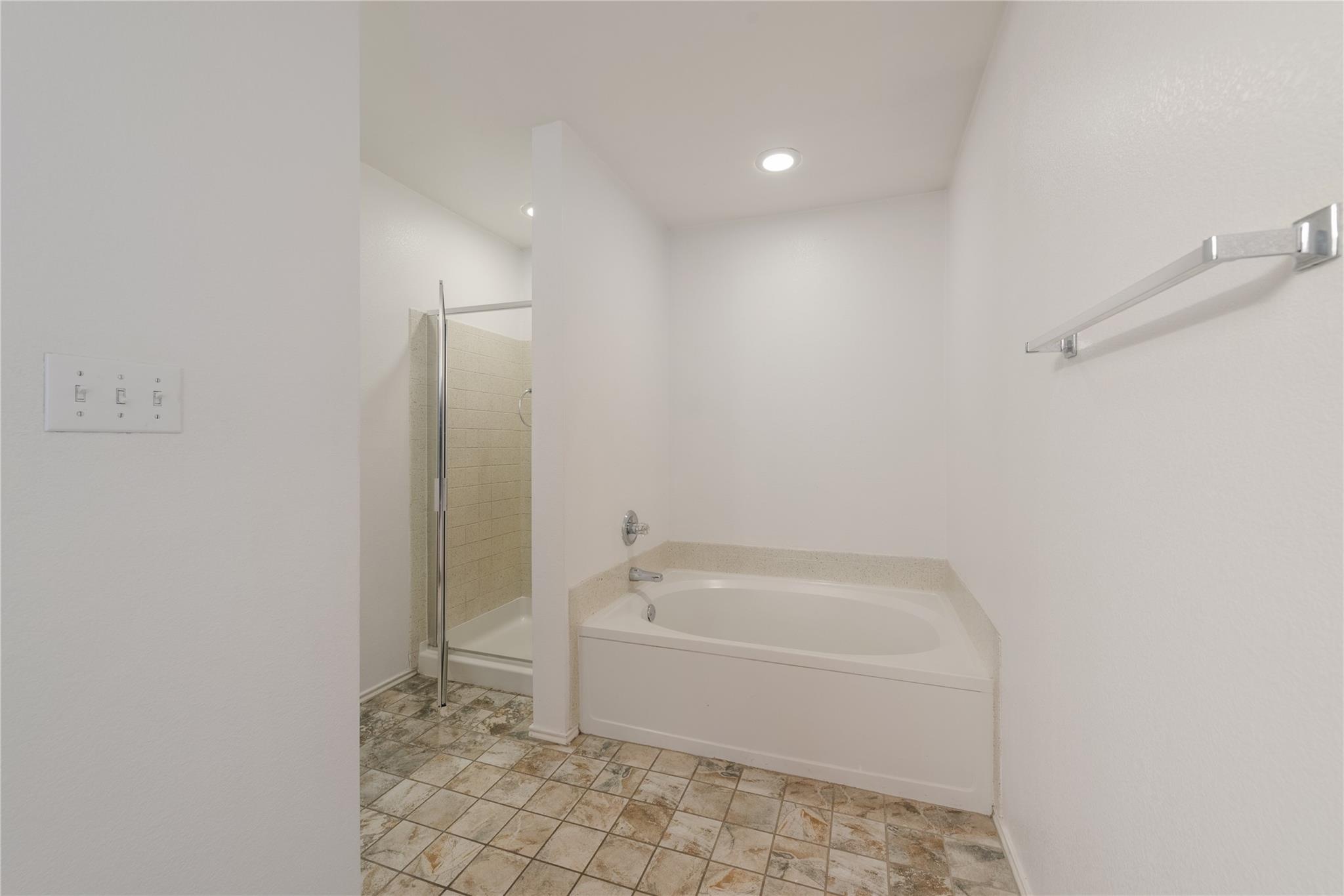 11413 Kingsgate Dr, Austin, TX 78748