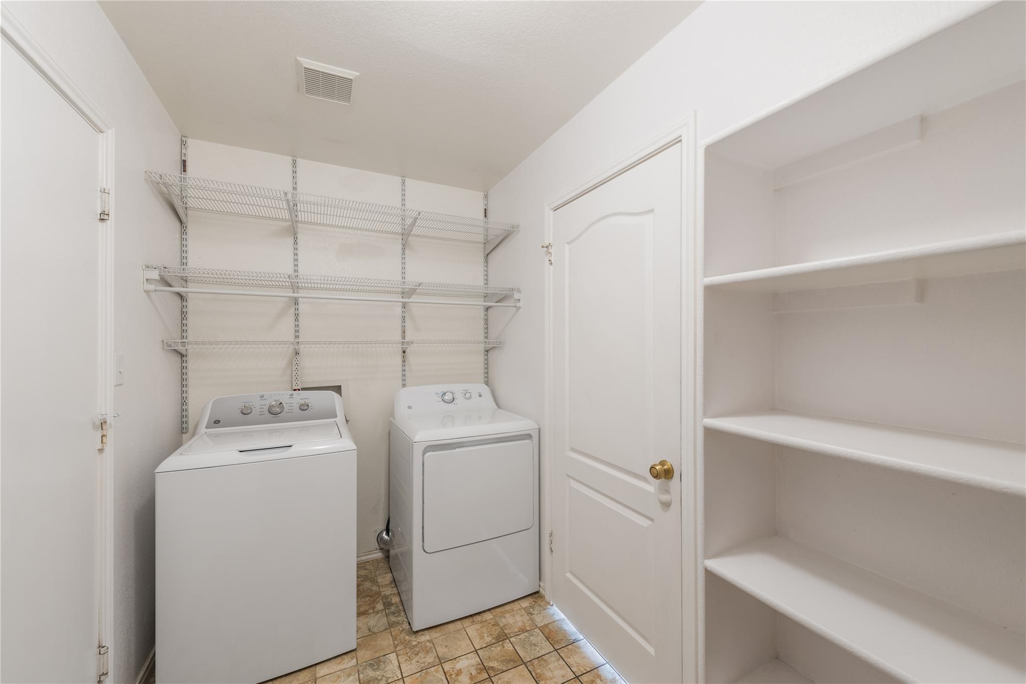 11413 Kingsgate Dr, Austin, TX 78748