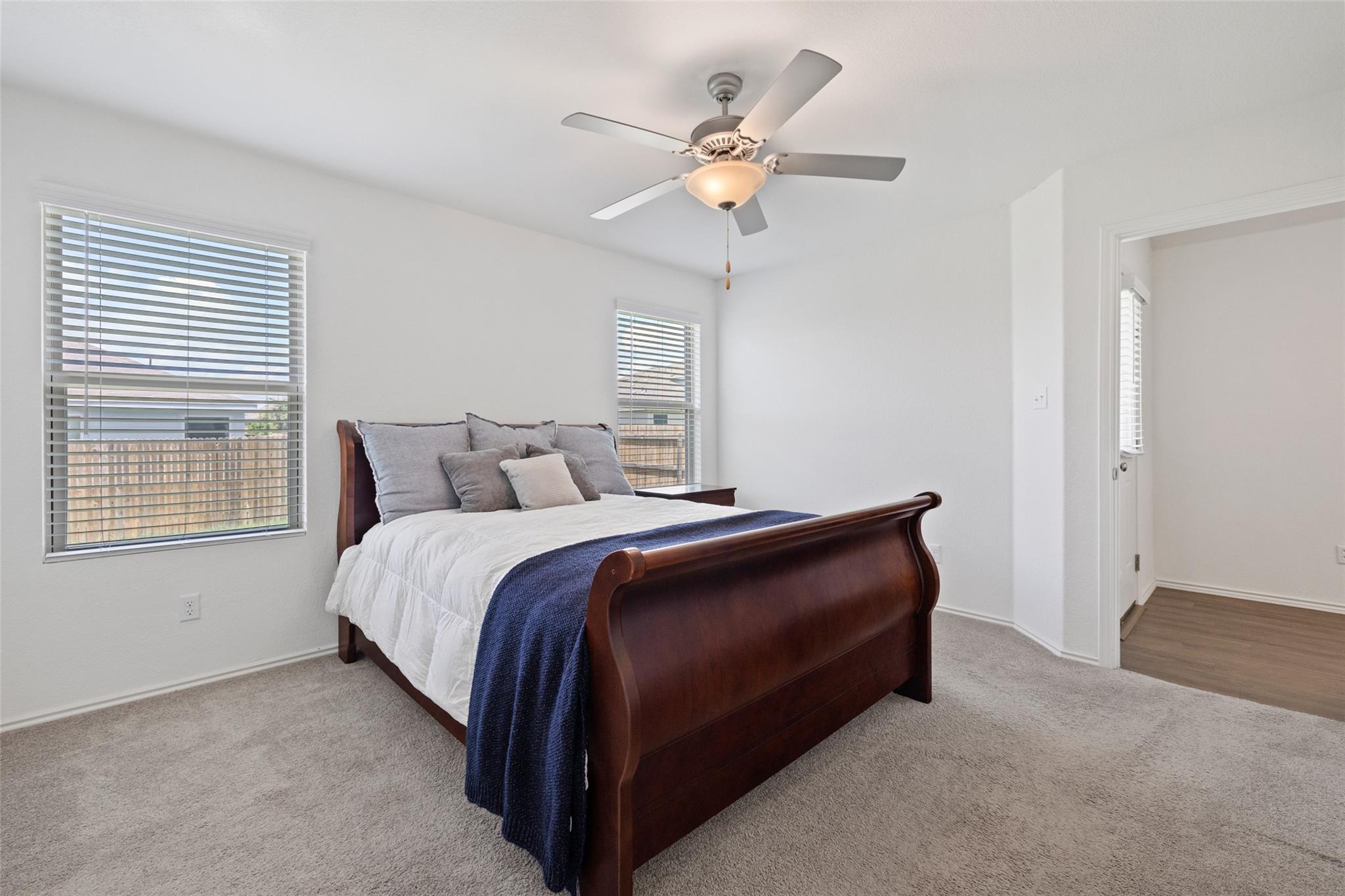 516 Circle Way, Jarrell, TX 76537