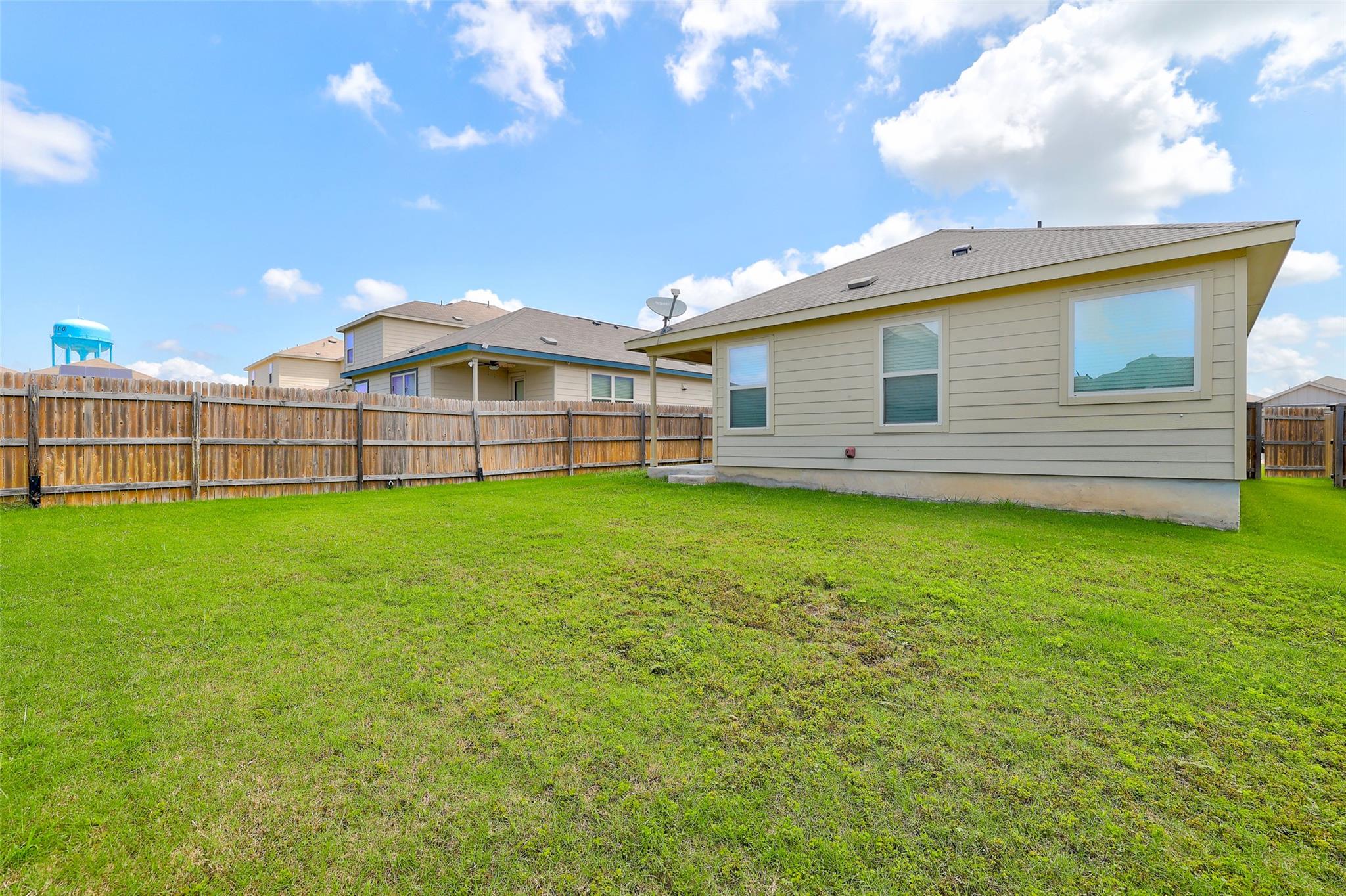 516 Circle Way, Jarrell, TX 76537