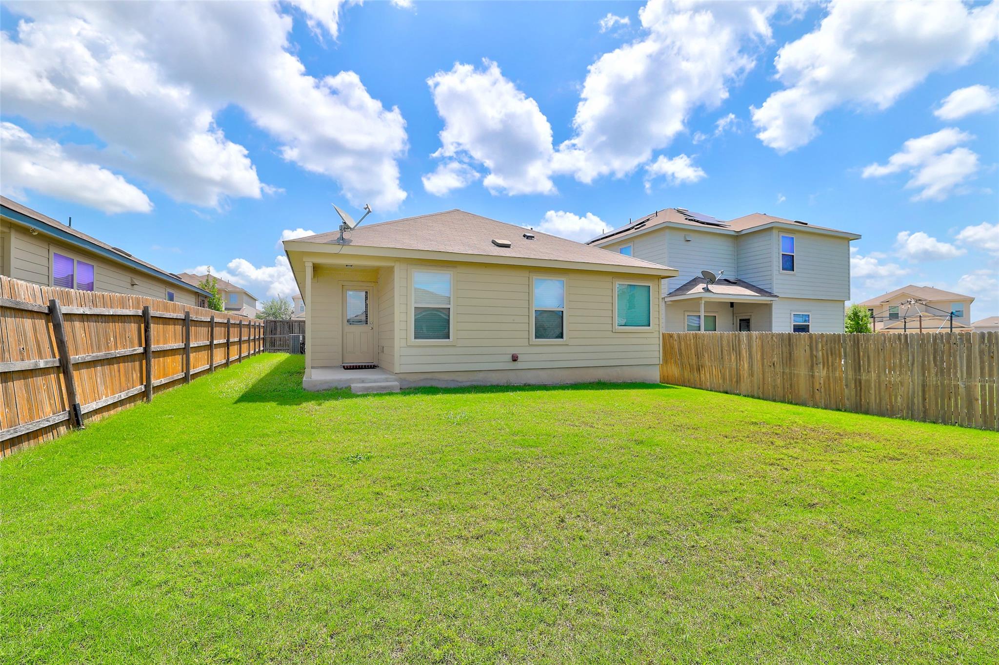 516 Circle Way, Jarrell, TX 76537