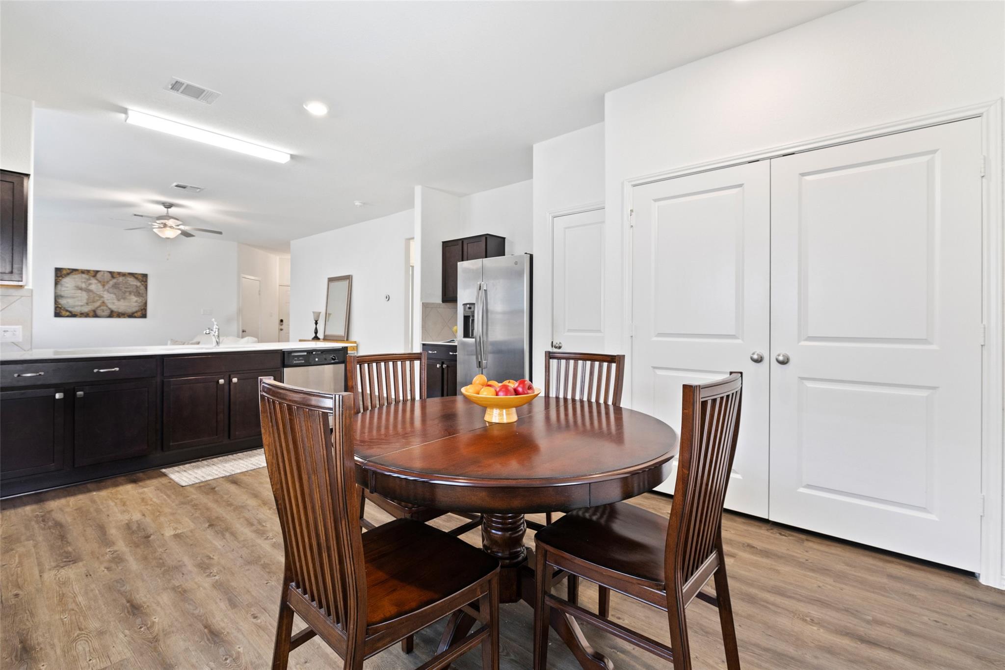 516 Circle Way, Jarrell, TX 76537