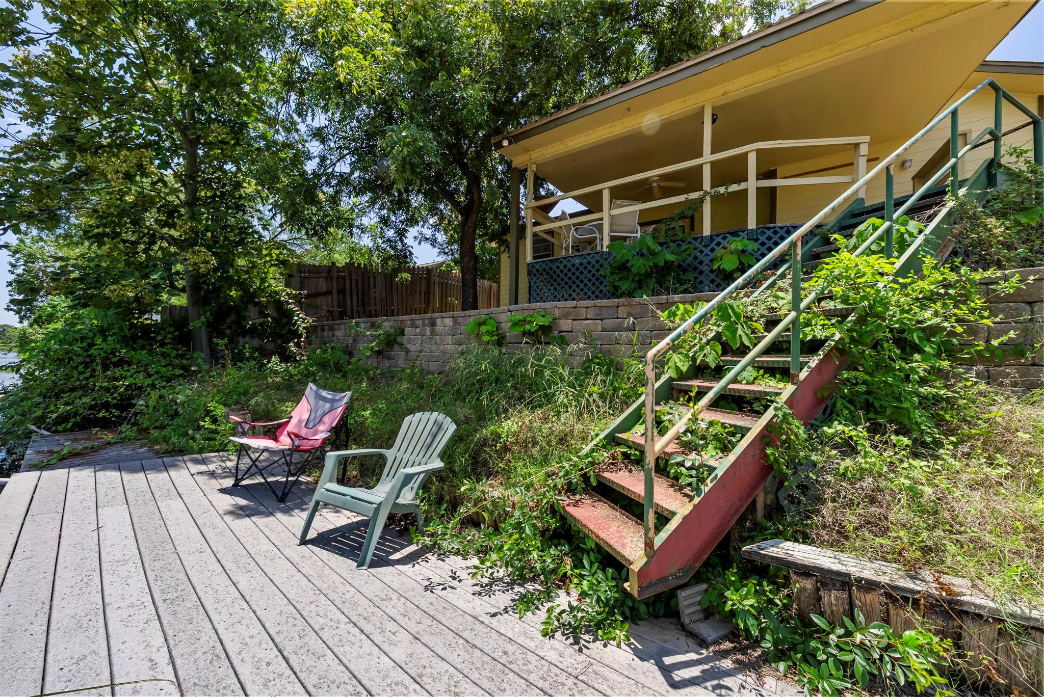 109 Channel Dr, Sunrise Beach, TX 78643