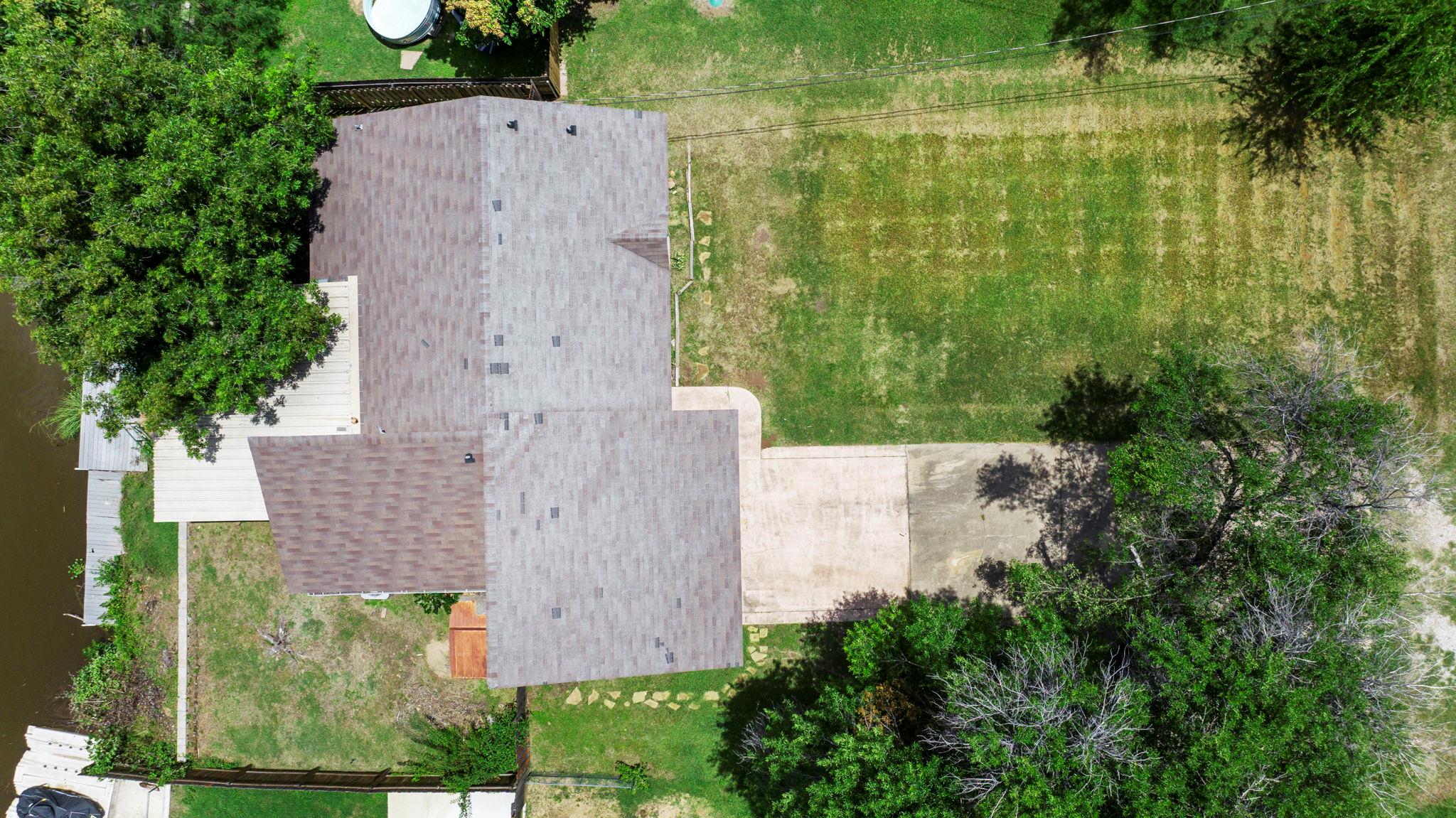 109 Channel Dr, Sunrise Beach, TX 78643