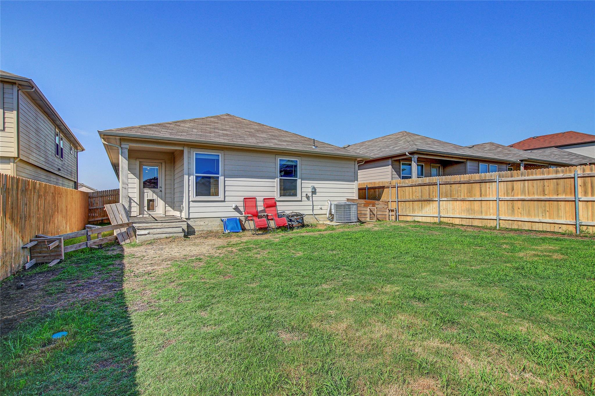 12224 Token Trl, Elgin, TX 78621