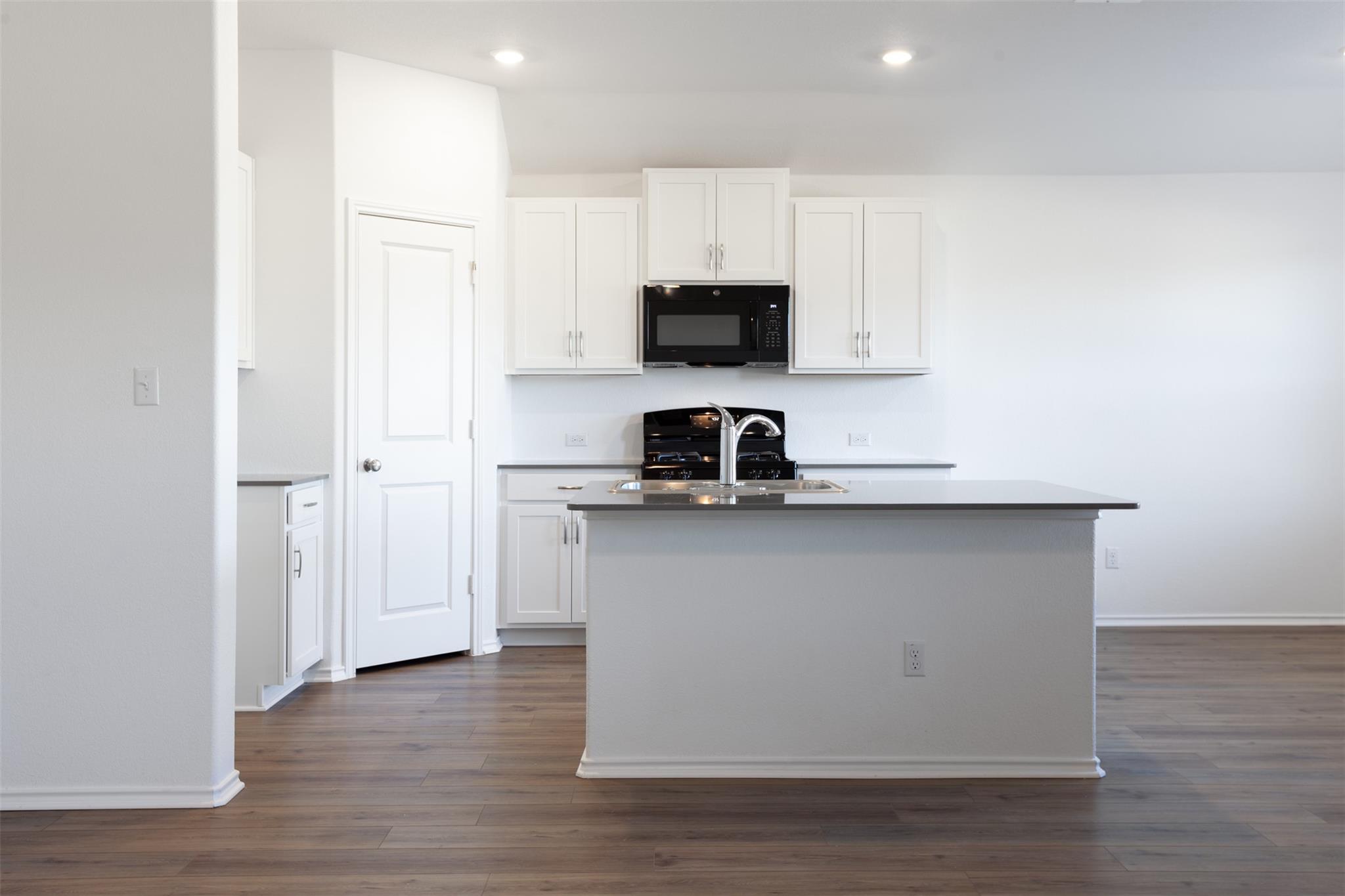 124 Juniper Springs Rd, Kyle, TX 78640